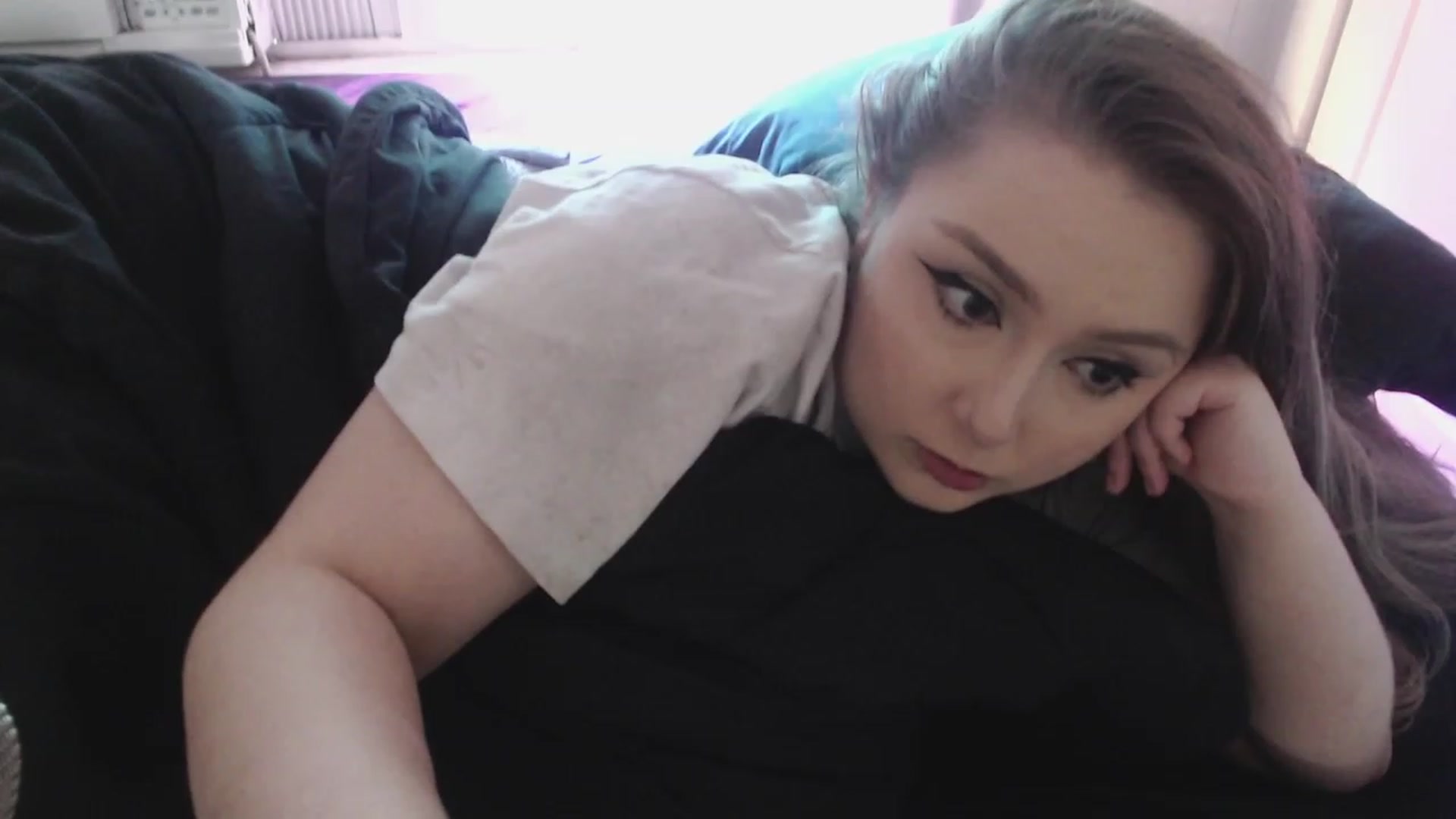 Gallery image thumbnail from LibbyxDoe's myfreecams stream on, 06/30/2023, 18:58 image 2 of 20