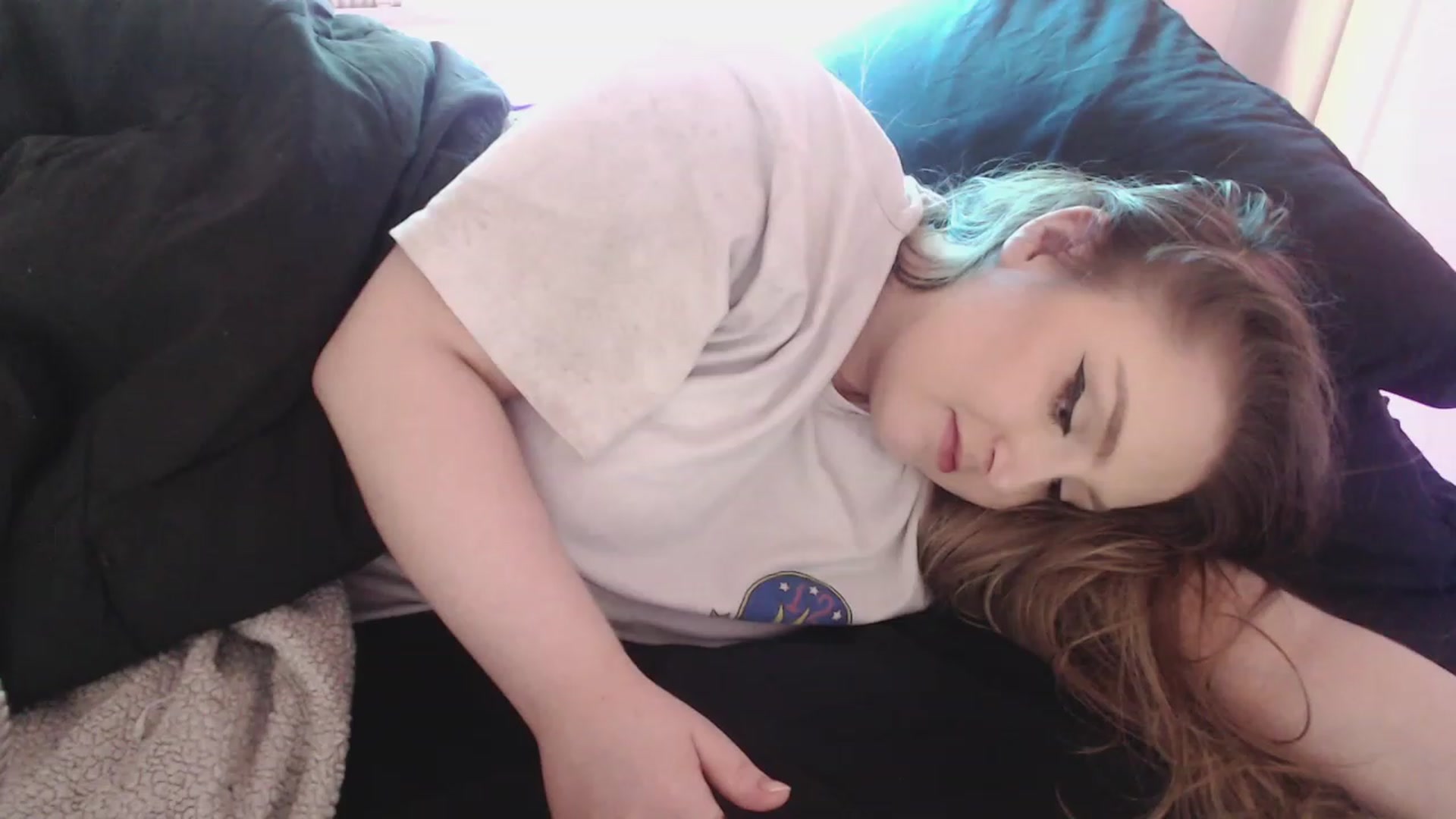 Gallery image thumbnail from LibbyxDoe's myfreecams stream on, 06/30/2023, 18:58 image 19 of 20