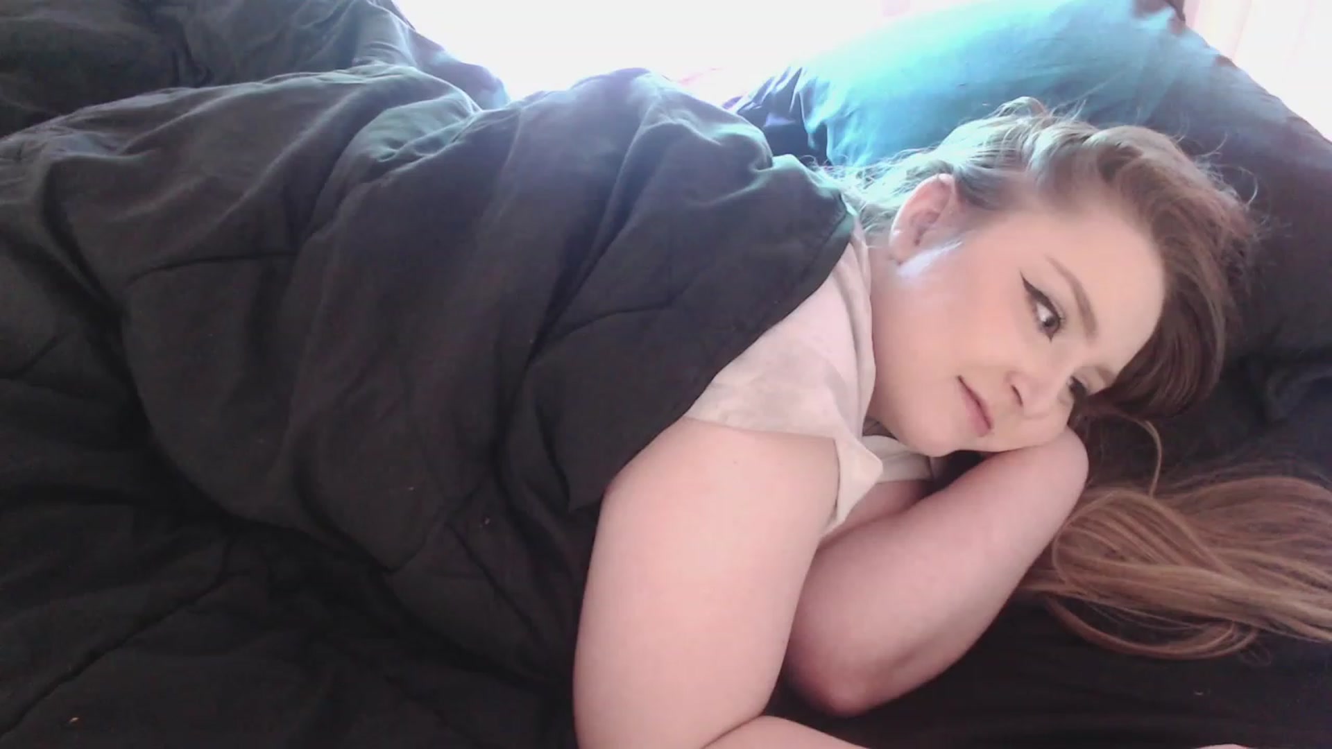 Gallery image thumbnail from LibbyxDoe's myfreecams stream on, 06/30/2023, 20:02 image 18 of 20
