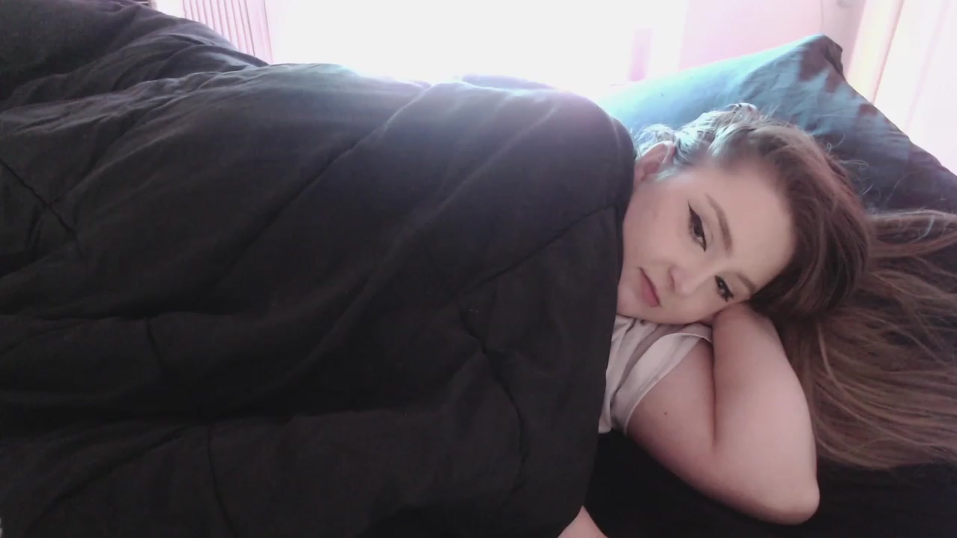 Gallery image thumbnail from LibbyxDoe's myfreecams stream on, 06/30/2023, 20:02 image 6 of 20