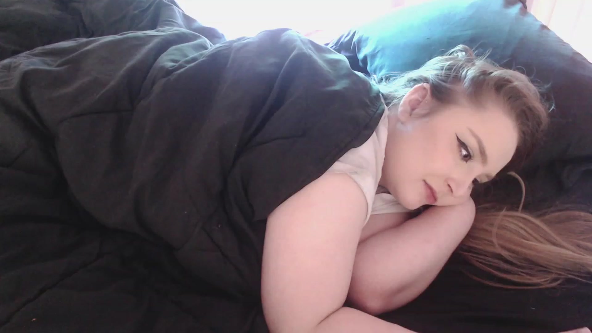 Gallery image thumbnail from LibbyxDoe's myfreecams stream on, 06/30/2023, 20:02 image 16 of 20