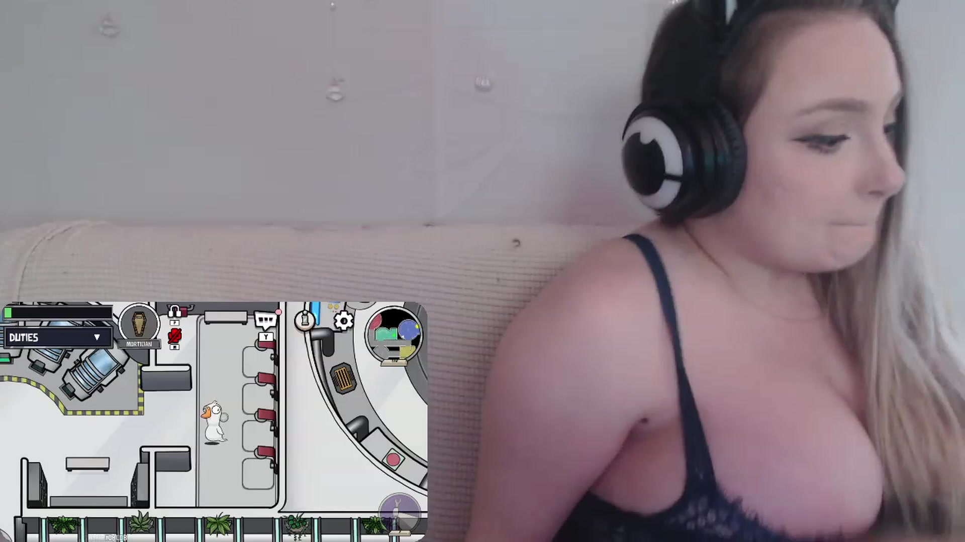 Gallery image thumbnail from LibbyxDoe's myfreecams stream on, 07/04/2023, 11:02 image 15 of 20