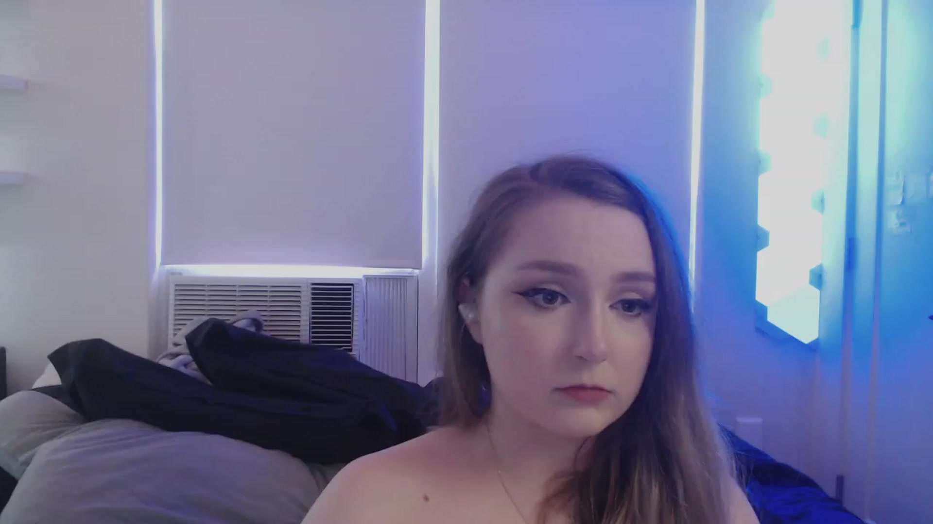 Gallery image thumbnail from LibbyxDoe's myfreecams stream on, 07/04/2023, 14:41 image 19 of 20