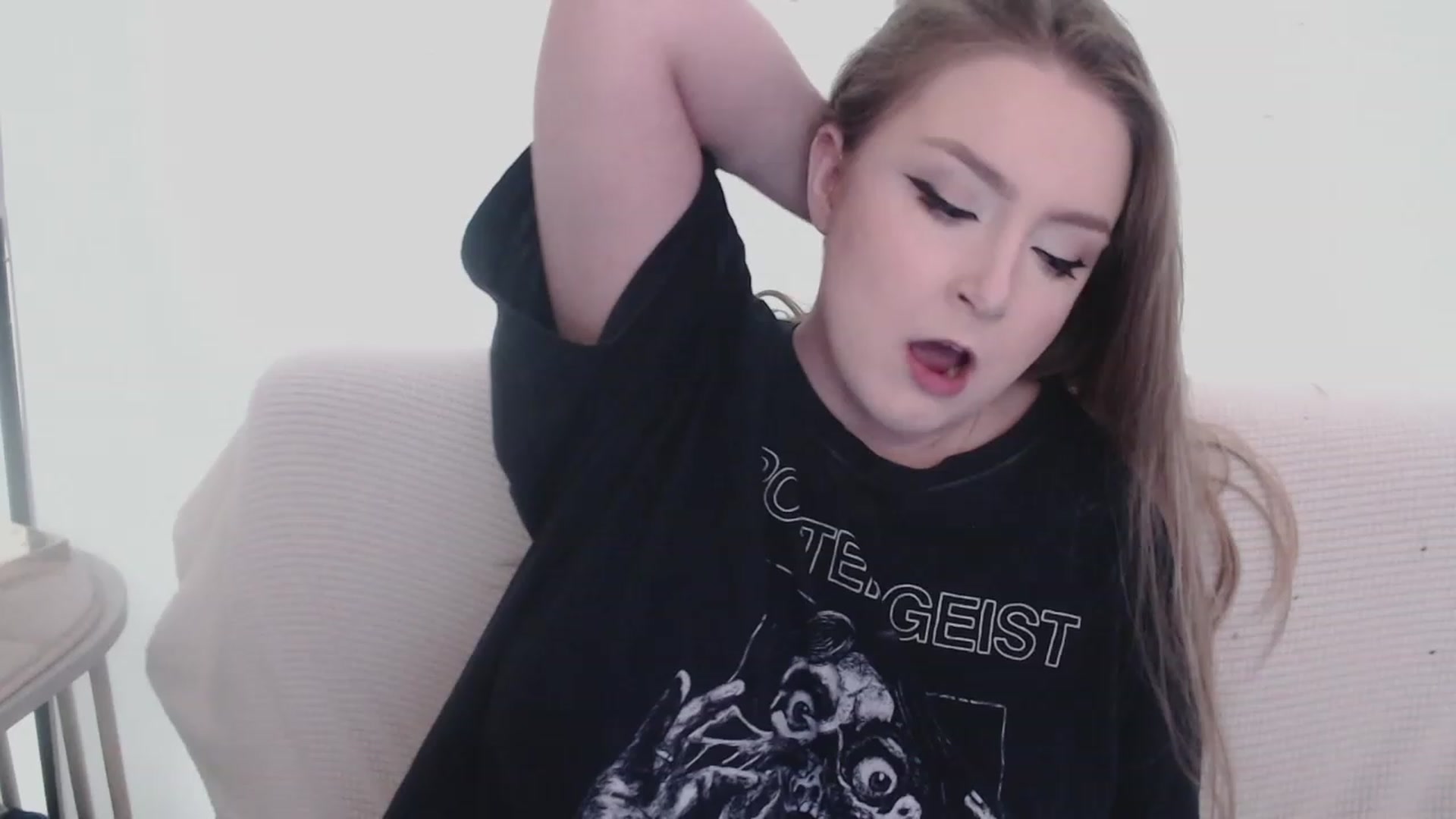 Gallery image thumbnail from LibbyxDoe's myfreecams stream on, 08/08/2023, 10:15 image 13 of 20