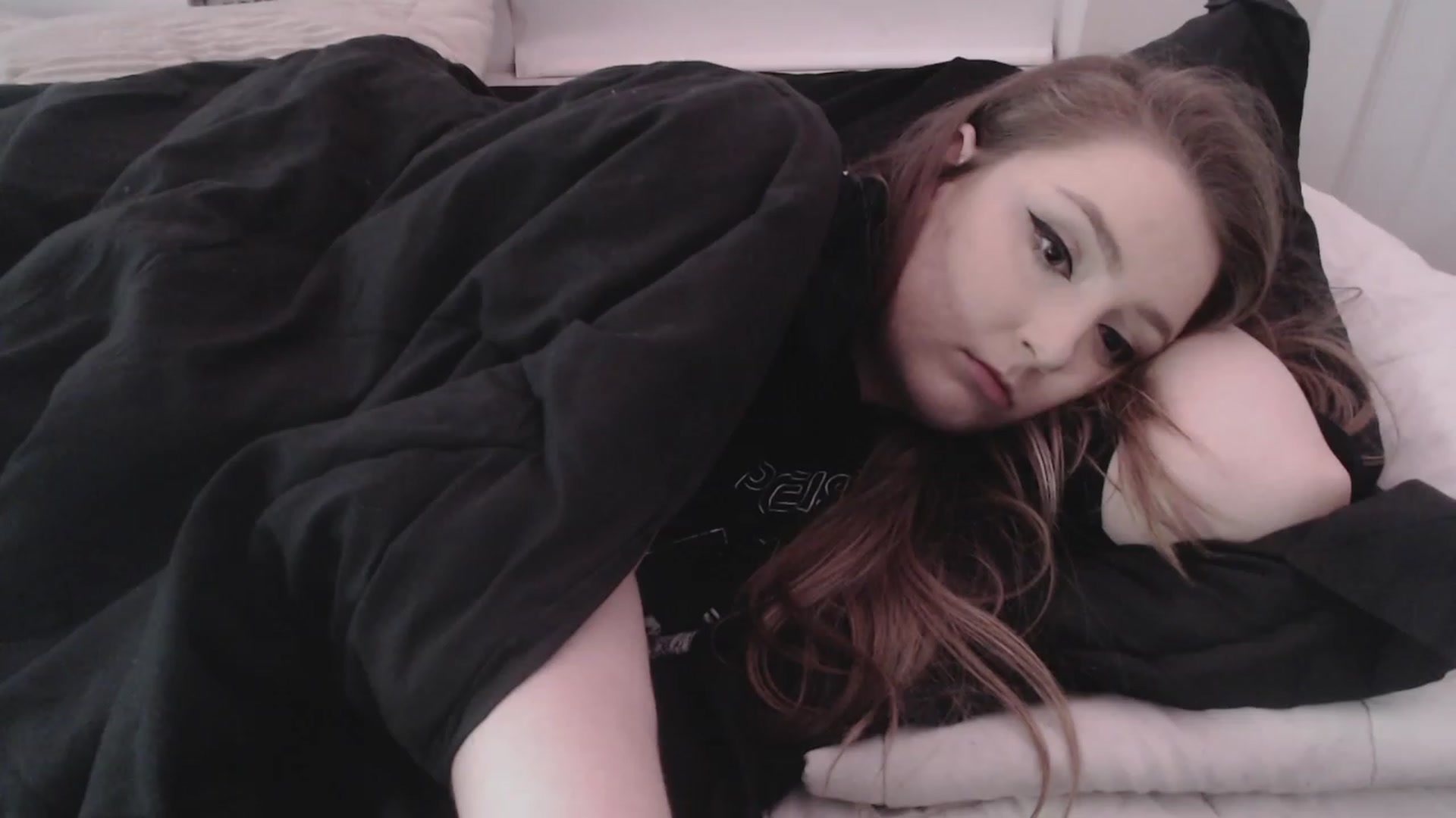 Gallery image thumbnail from LibbyxDoe's myfreecams stream on, 08/08/2023, 11:34 image 19 of 20