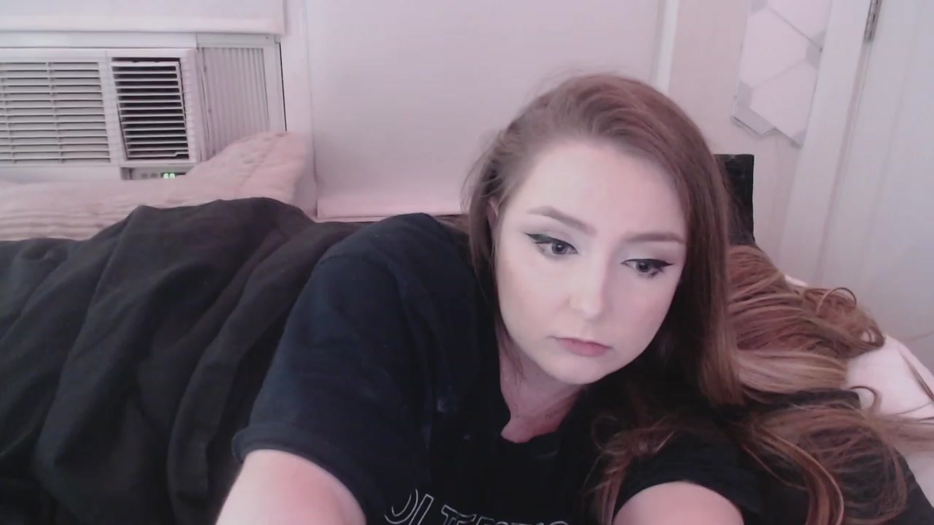 Gallery image thumbnail from LibbyxDoe's myfreecams stream on, 08/08/2023, 11:34 image 11 of 20