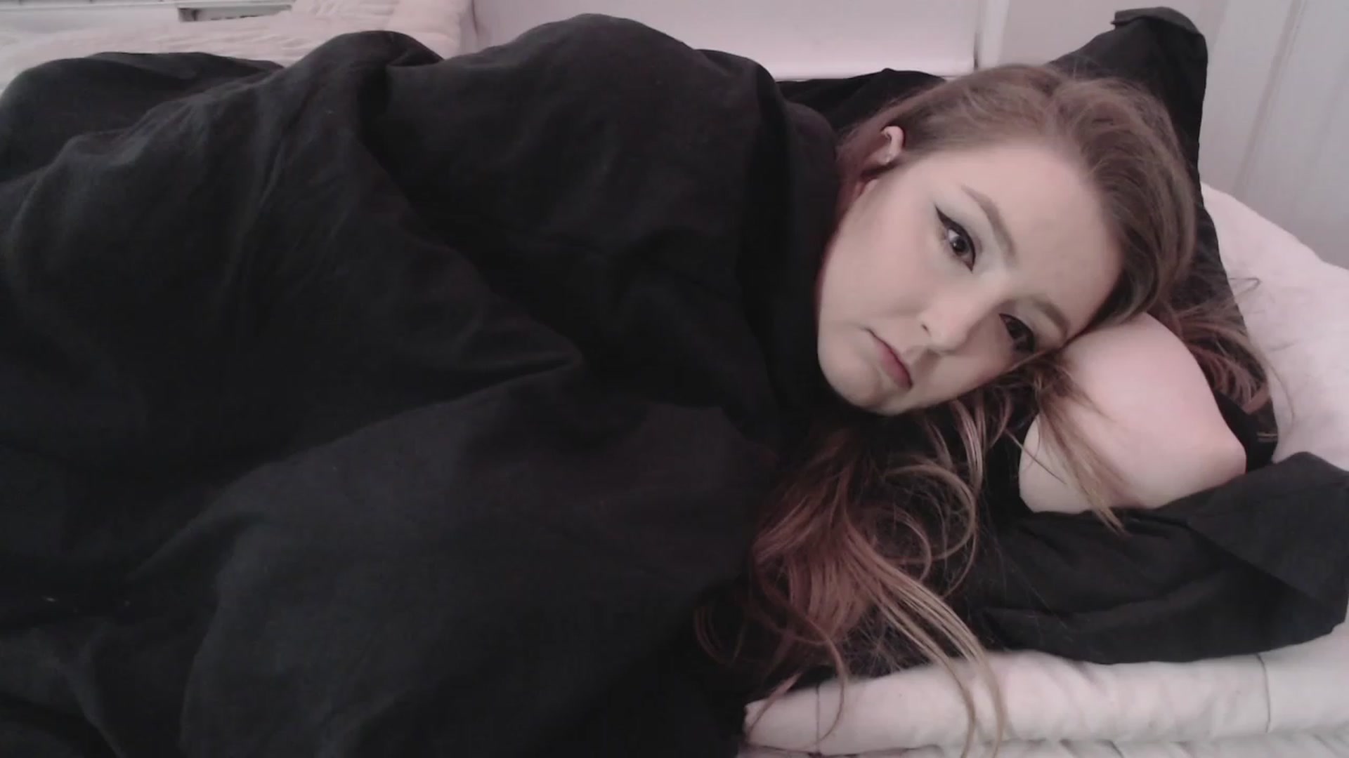Gallery image thumbnail from LibbyxDoe's myfreecams stream on, 08/08/2023, 11:34 image 18 of 20