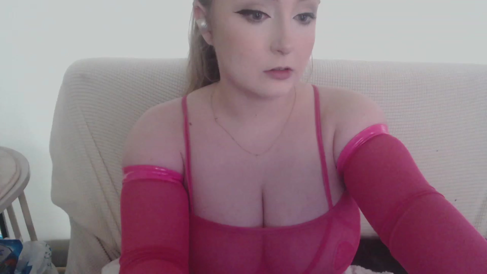 Gallery image thumbnail from LibbyxDoe's myfreecams stream on, 08/28/2023, 08:15 image 9 of 20