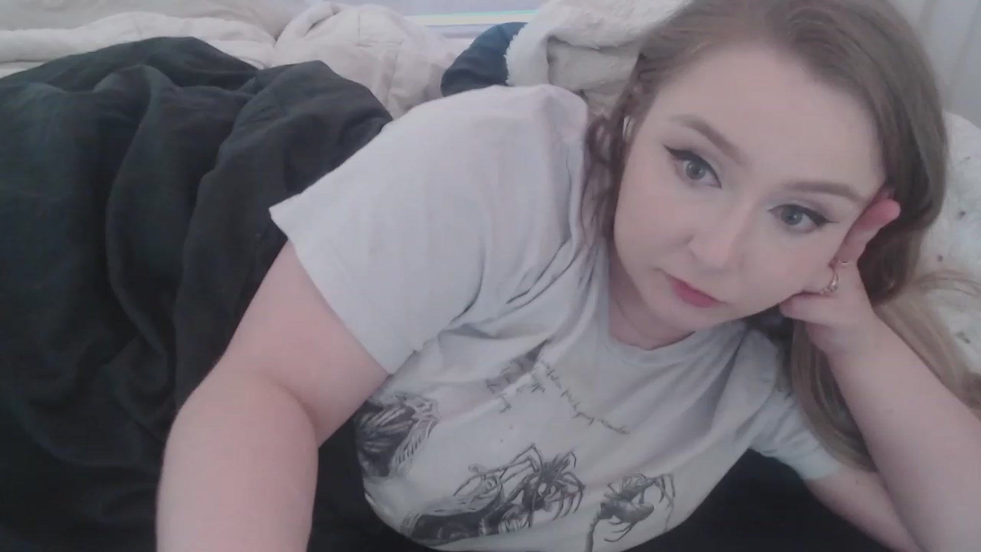 Gallery image thumbnail from LibbyxDoe's myfreecams stream on, 08/30/2023, 14:14 image 17 of 20
