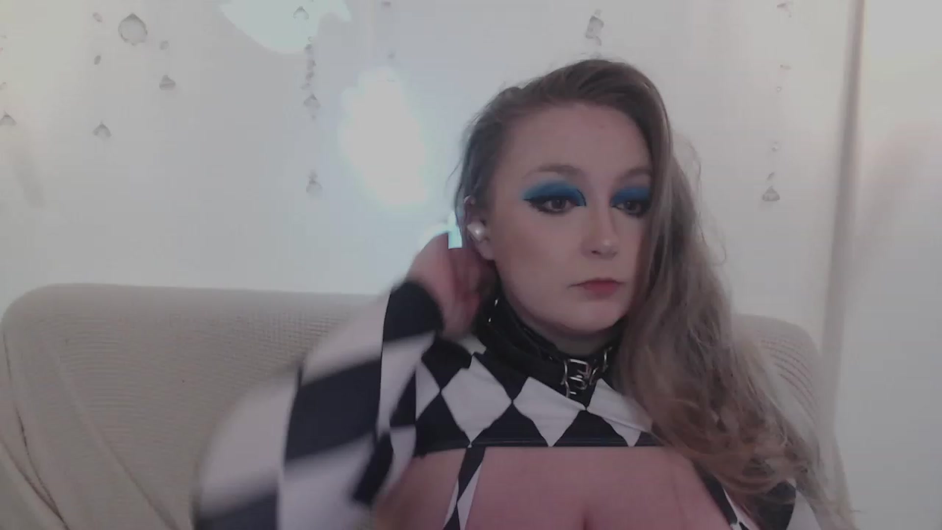 Gallery image thumbnail from LibbyxDoe's myfreecams stream on, 10/14/2023, 10:50 image 16 of 20