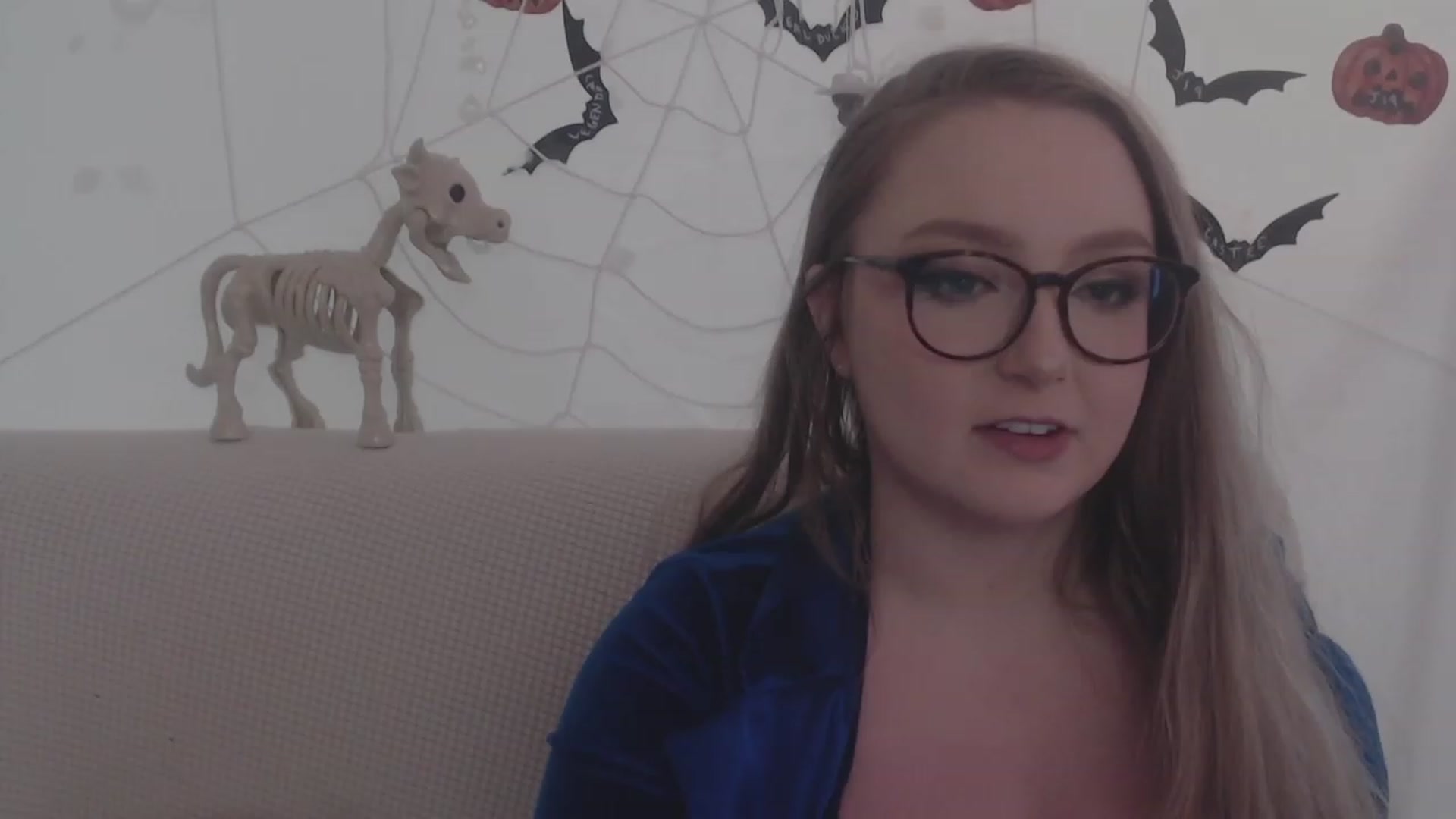 Gallery image thumbnail from LibbyxDoe's myfreecams stream on, 10/31/2023, 10:24 image 10 of 20