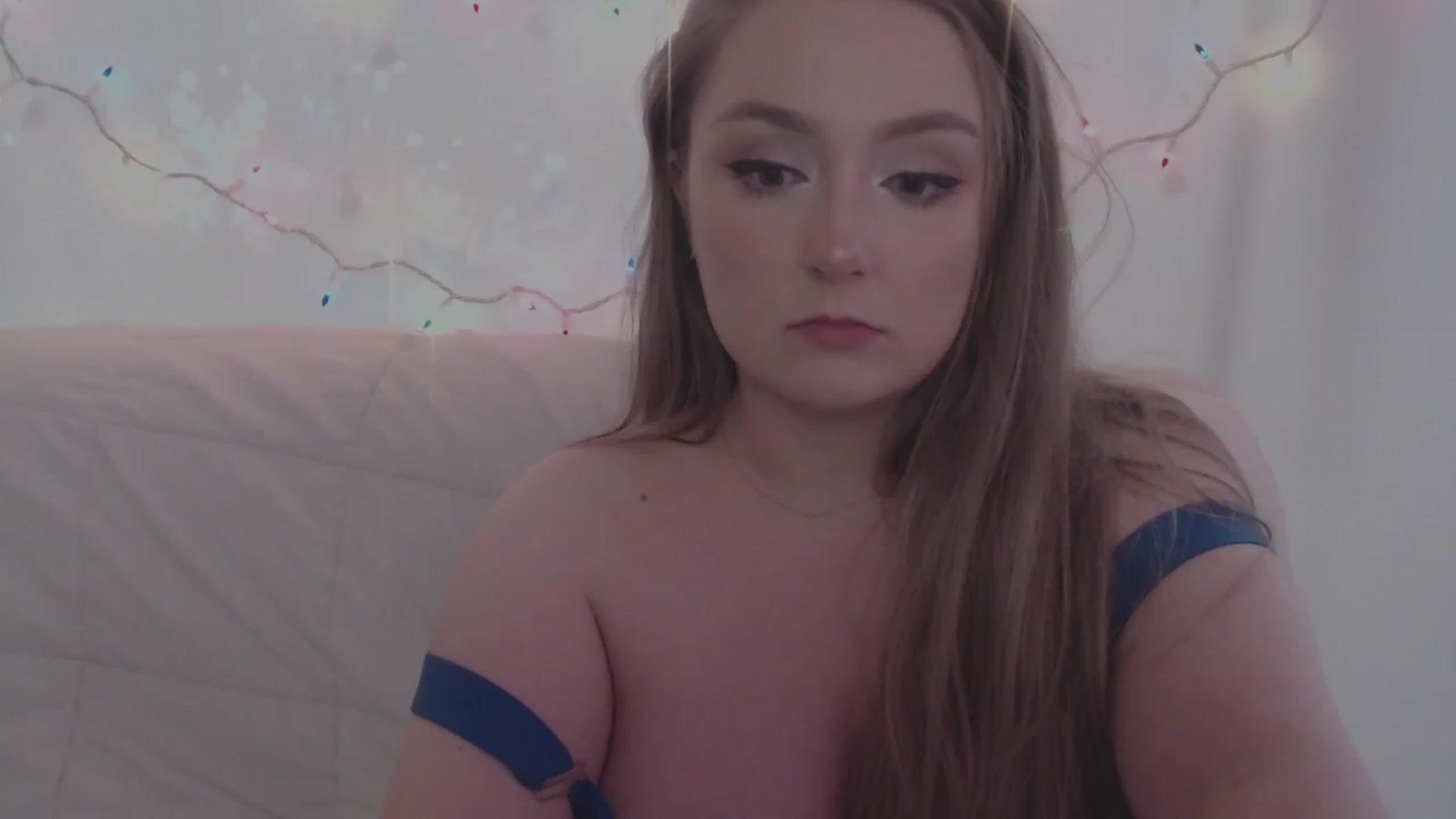 Gallery image thumbnail from LibbyxDoe's myfreecams stream on, 12/09/2023, 11:20 image 11 of 20