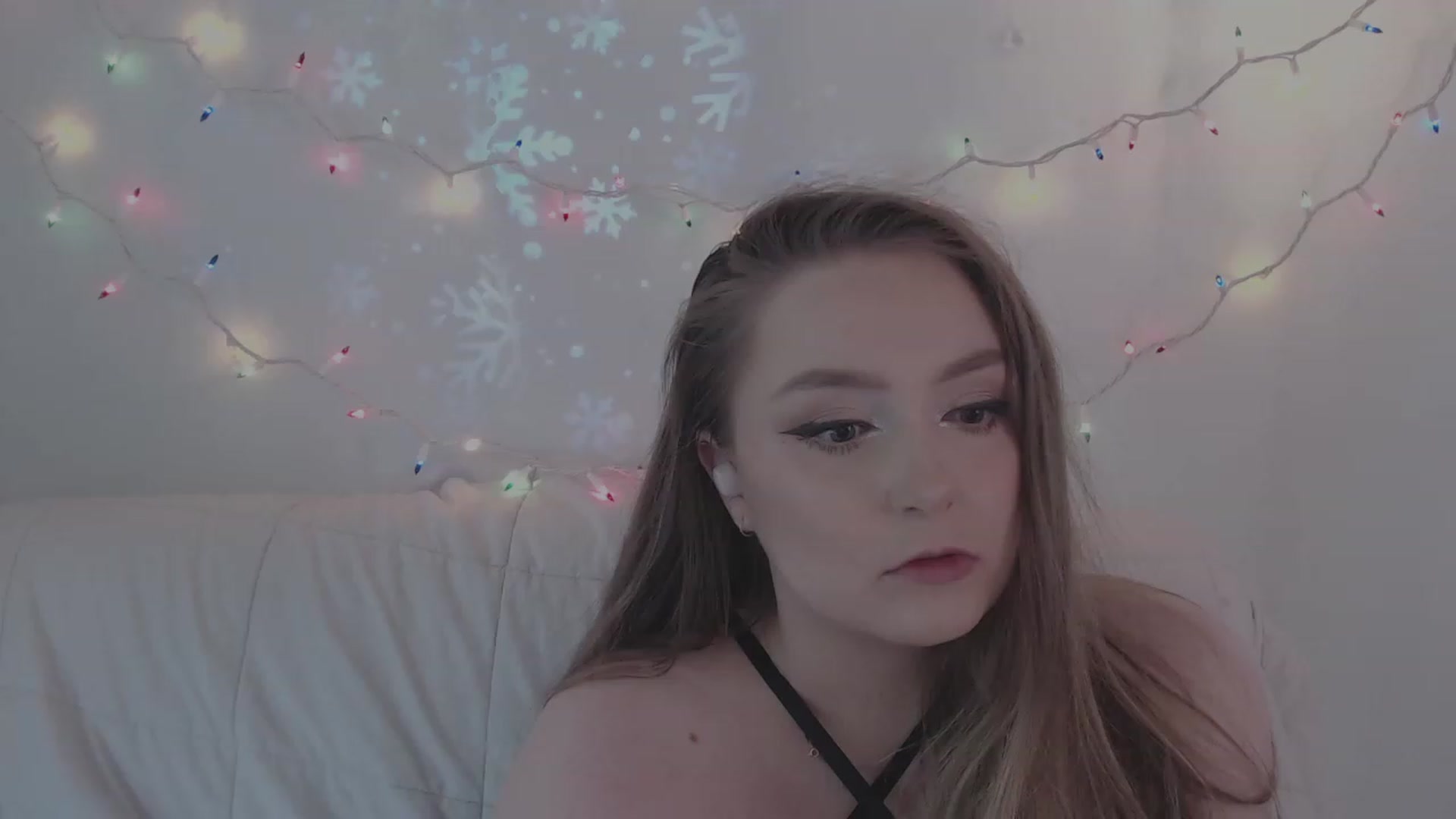 Gallery image thumbnail from LibbyxDoe's myfreecams stream on, 12/13/2023, 16:35 image 1 of 20