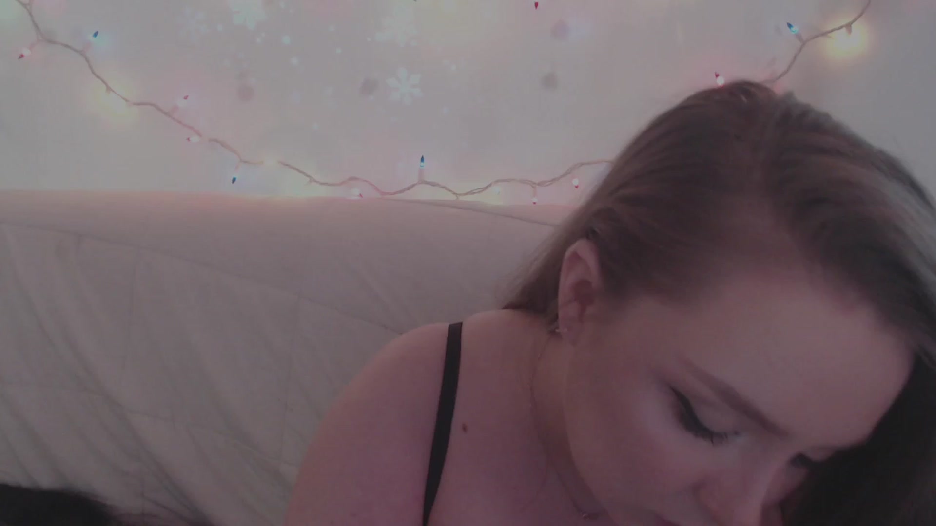 Gallery image thumbnail from LibbyxDoe's myfreecams stream on, 12/15/2023, 10:56 image 15 of 20