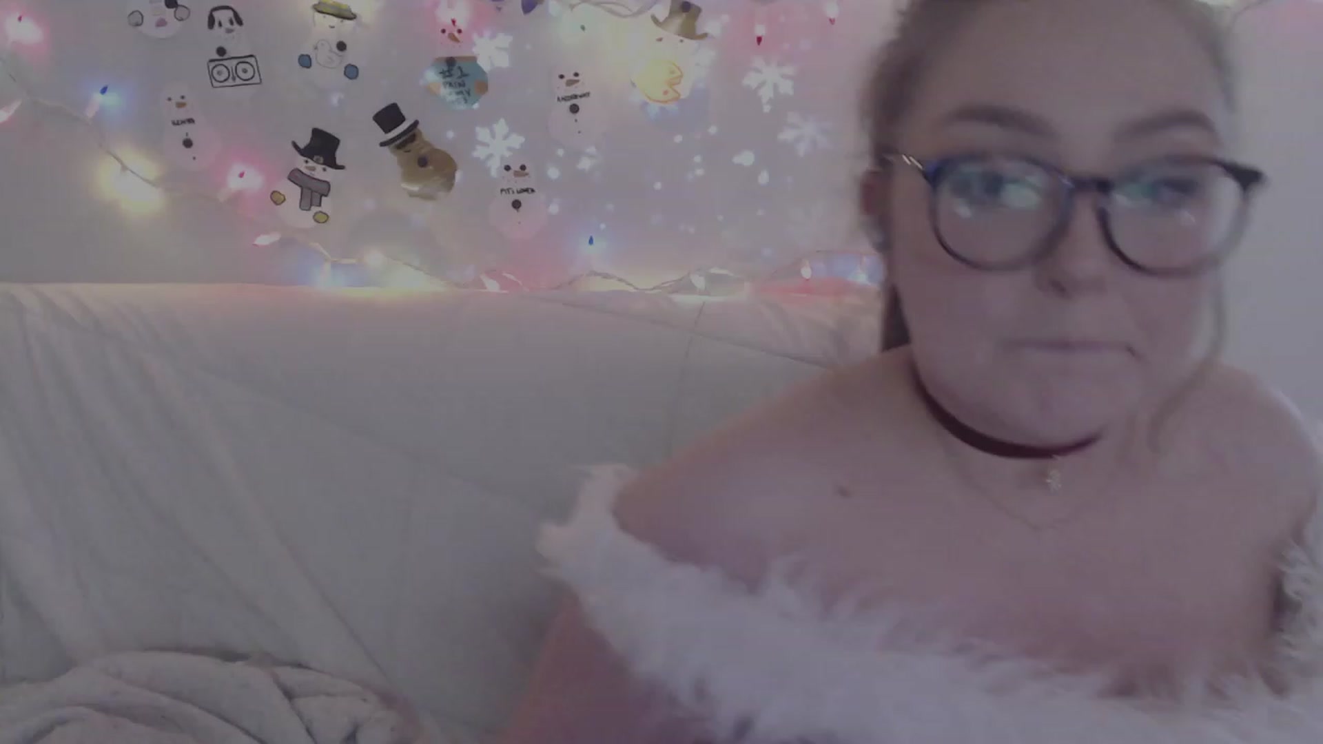 Gallery image thumbnail from LibbyxDoe's myfreecams stream on, 12/25/2023, 12:49 image 1 of 20
