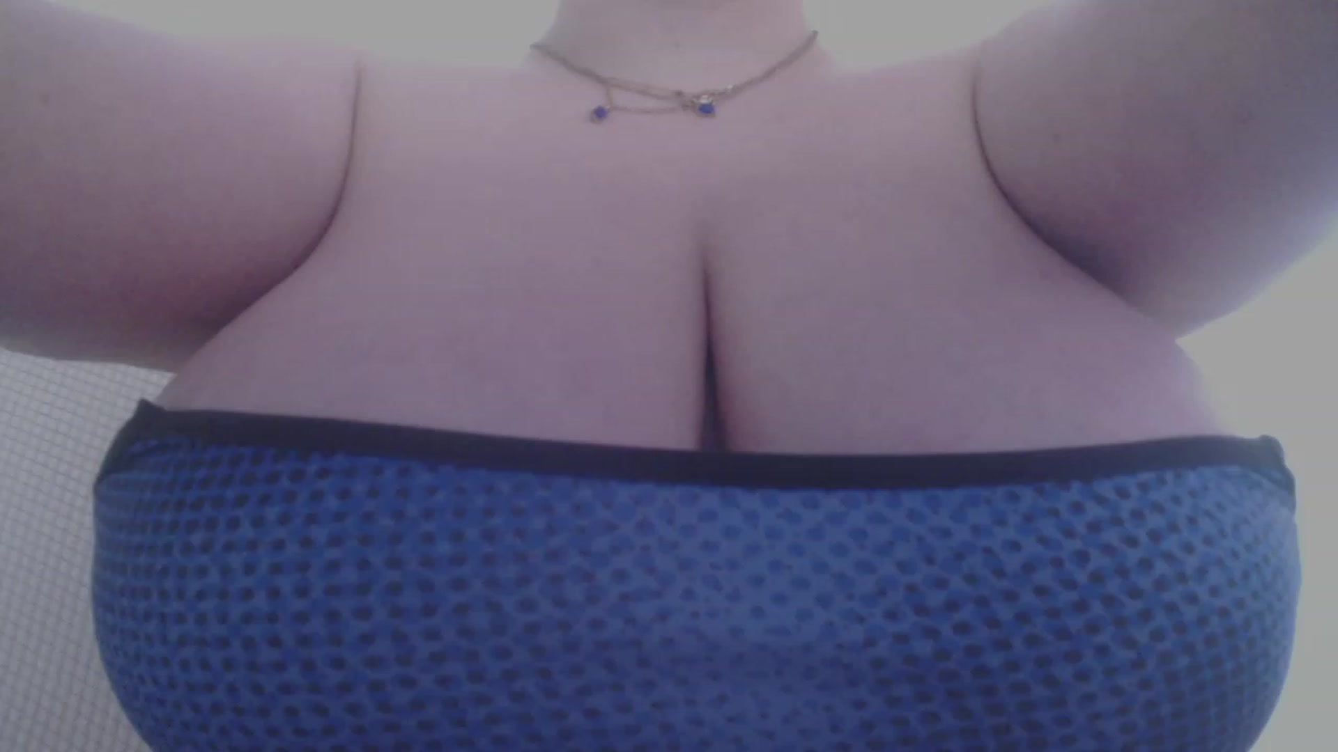 Gallery image thumbnail from LibbyxDoe's myfreecams stream on, 01/18/2024, 14:06 image 17 of 20