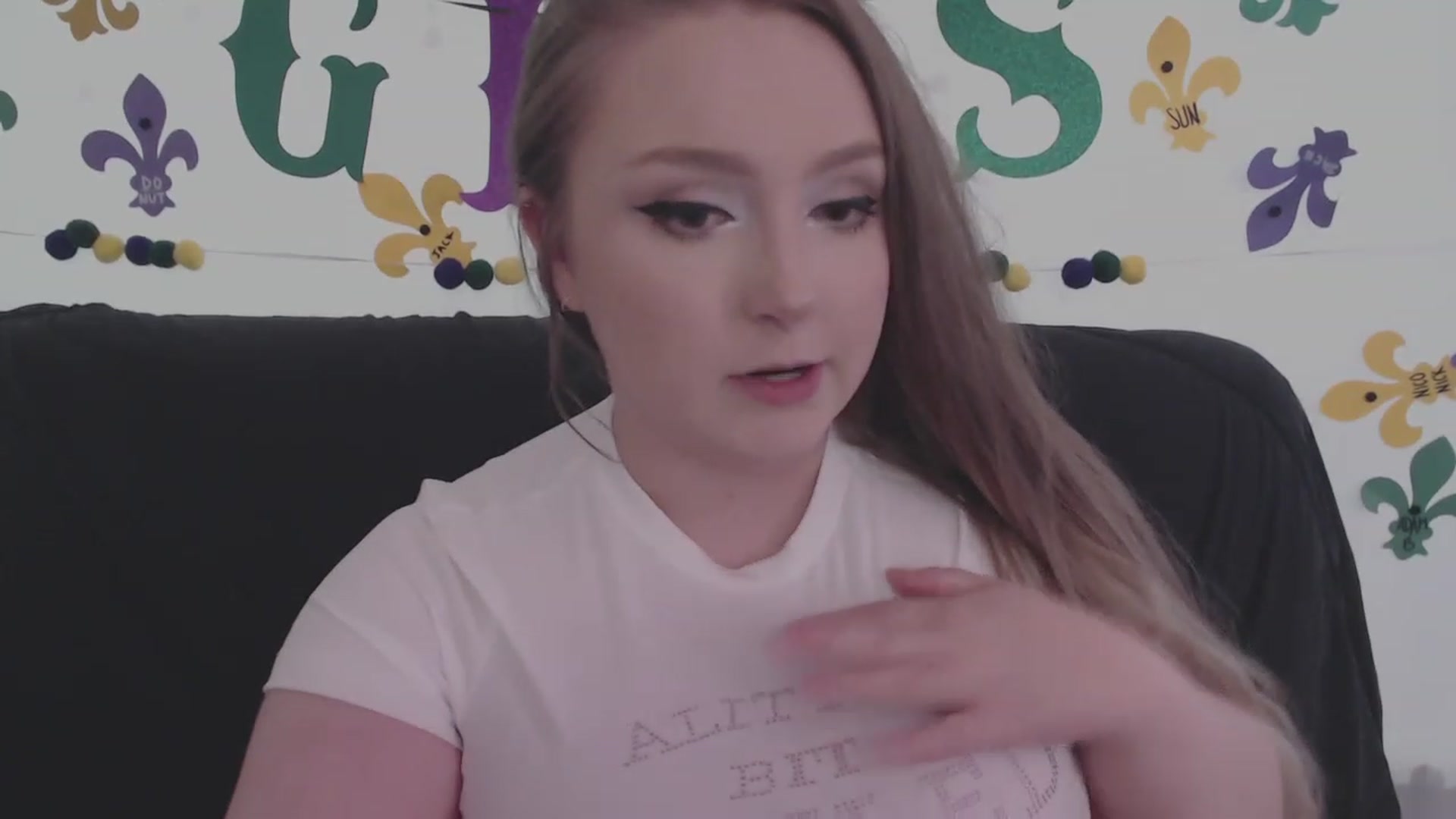 Gallery image thumbnail from LibbyxDoe's myfreecams stream on, 02/05/2024, 10:46 image 15 of 20