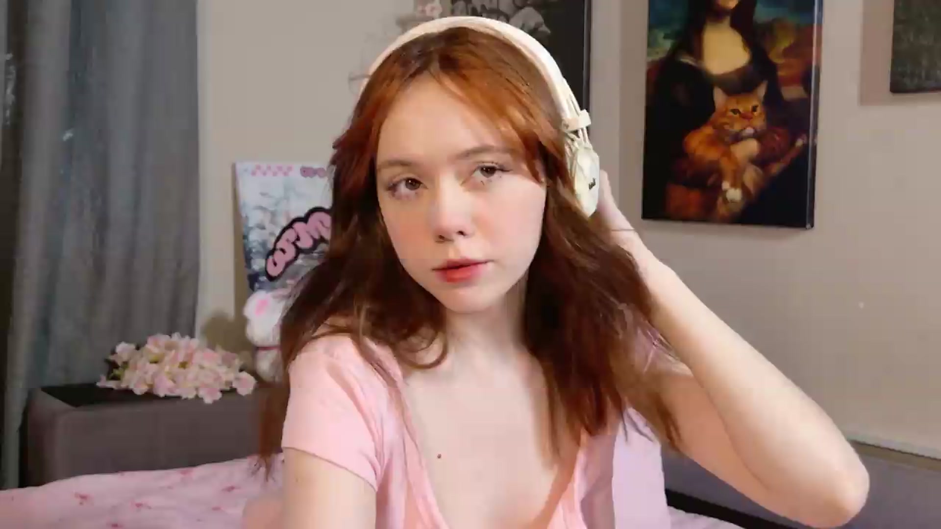 Gallery image thumbnail from Libellule's myfreecams stream on, 07/18/2026, 11:01 image 10 of 20