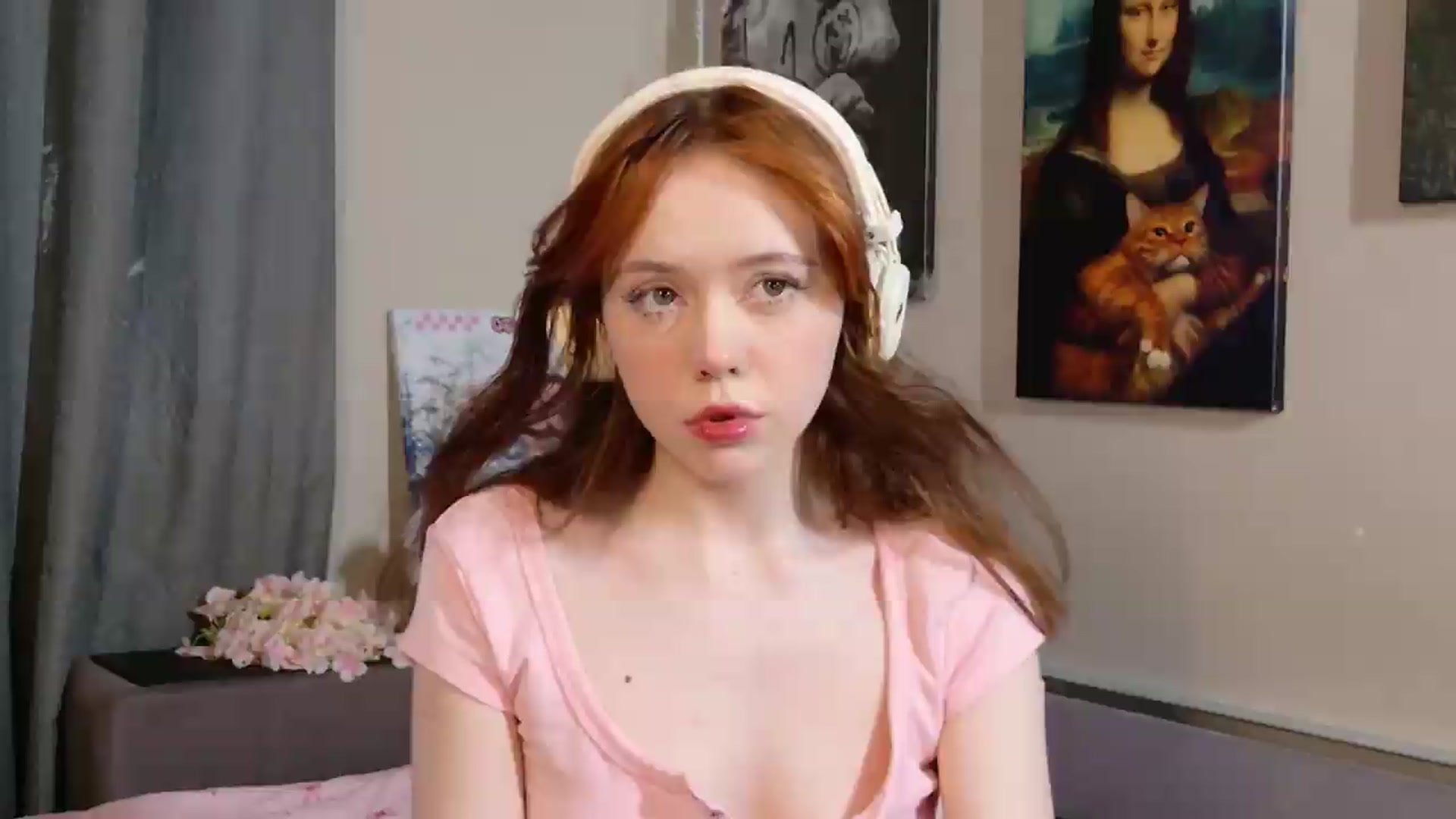 Gallery image thumbnail from Libellule's myfreecams stream on, 07/18/2026, 11:01 image 15 of 20