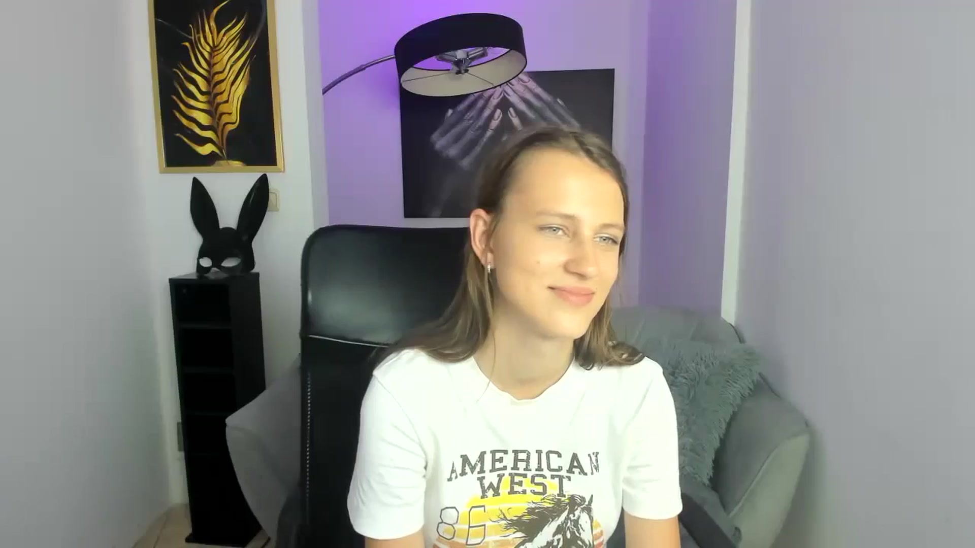 Gallery image thumbnail from Librarium's myfreecams stream on, 07/11/2024, 14:30 image 3 of 20