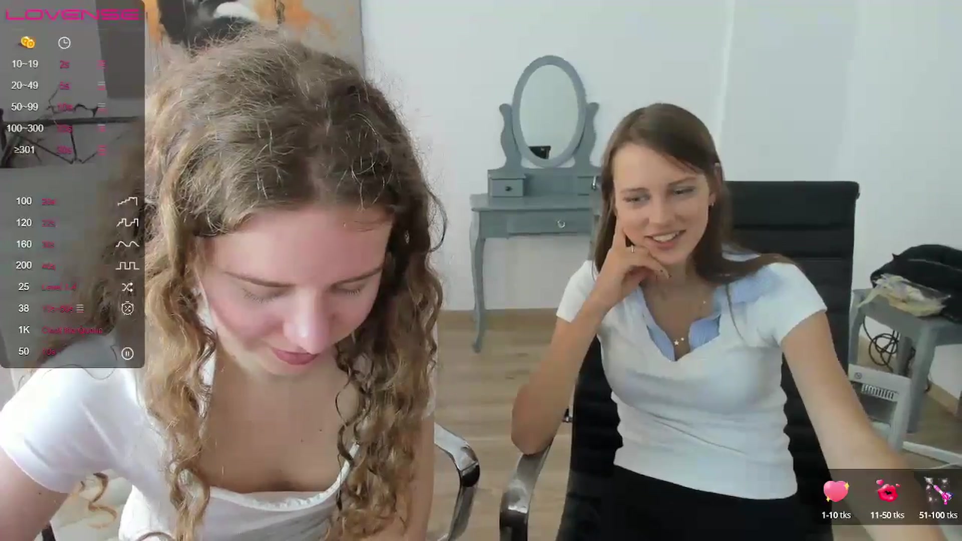 Gallery image thumbnail from Librarium's myfreecams stream on, 09/26/2024, 13:03 image 7 of 20