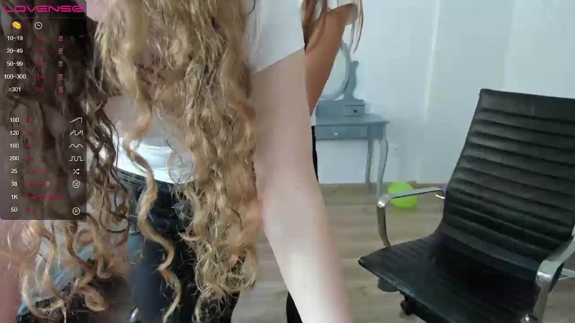 Gallery image thumbnail from Librarium's myfreecams stream on, 09/26/2024, 13:03 image 12 of 20
