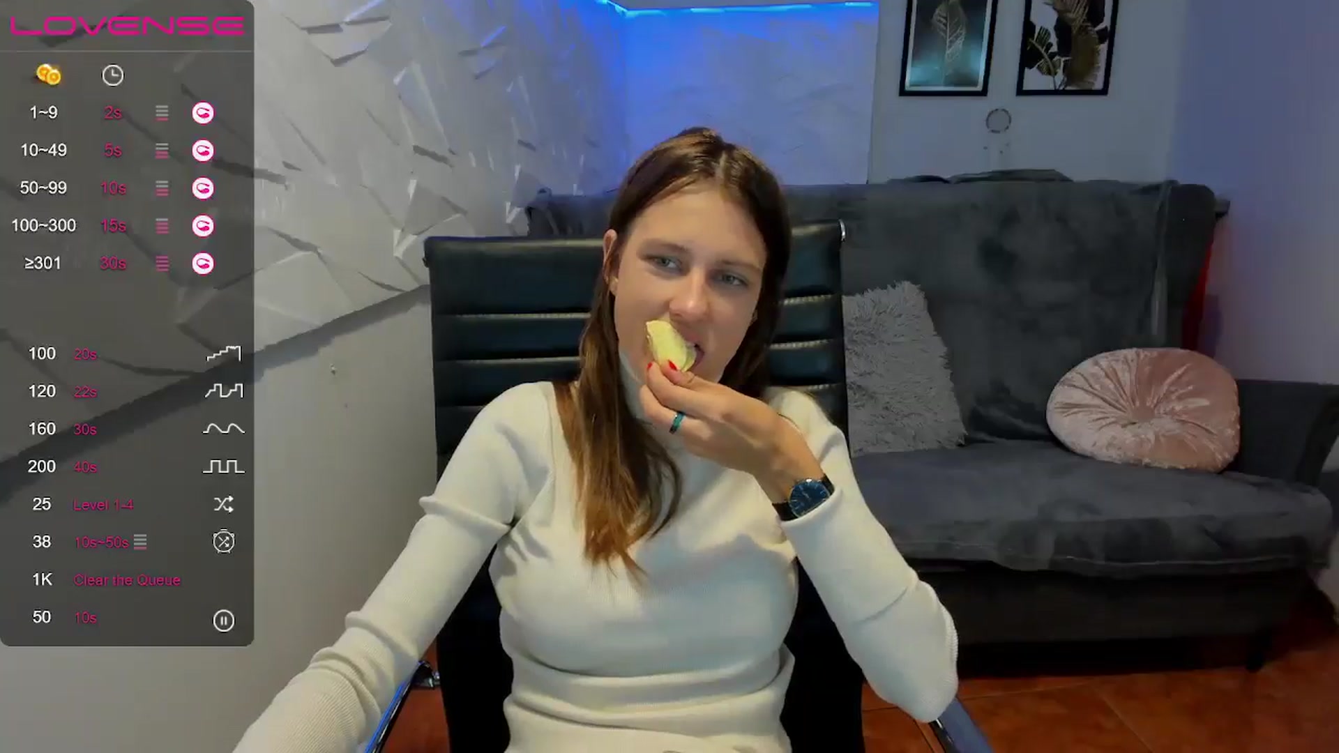 Gallery image thumbnail from Librarium's myfreecams stream on, 10/09/2024, 13:20 image 18 of 20