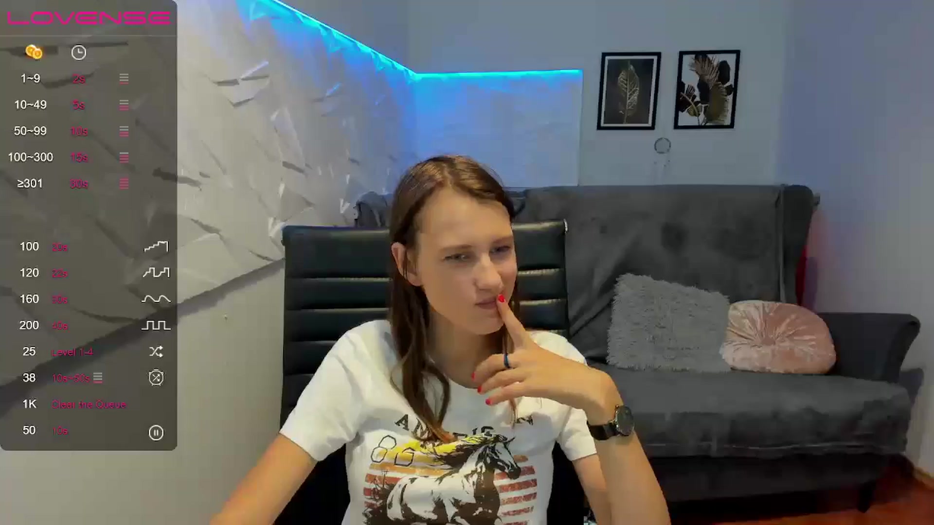 Gallery image thumbnail from Librarium's myfreecams stream on, 10/17/2024, 14:21 image 17 of 20