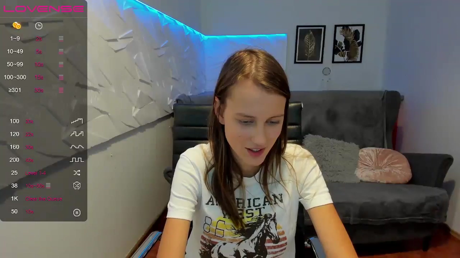 Gallery image thumbnail from Librarium's myfreecams stream on, 10/17/2024, 15:09 image 11 of 20