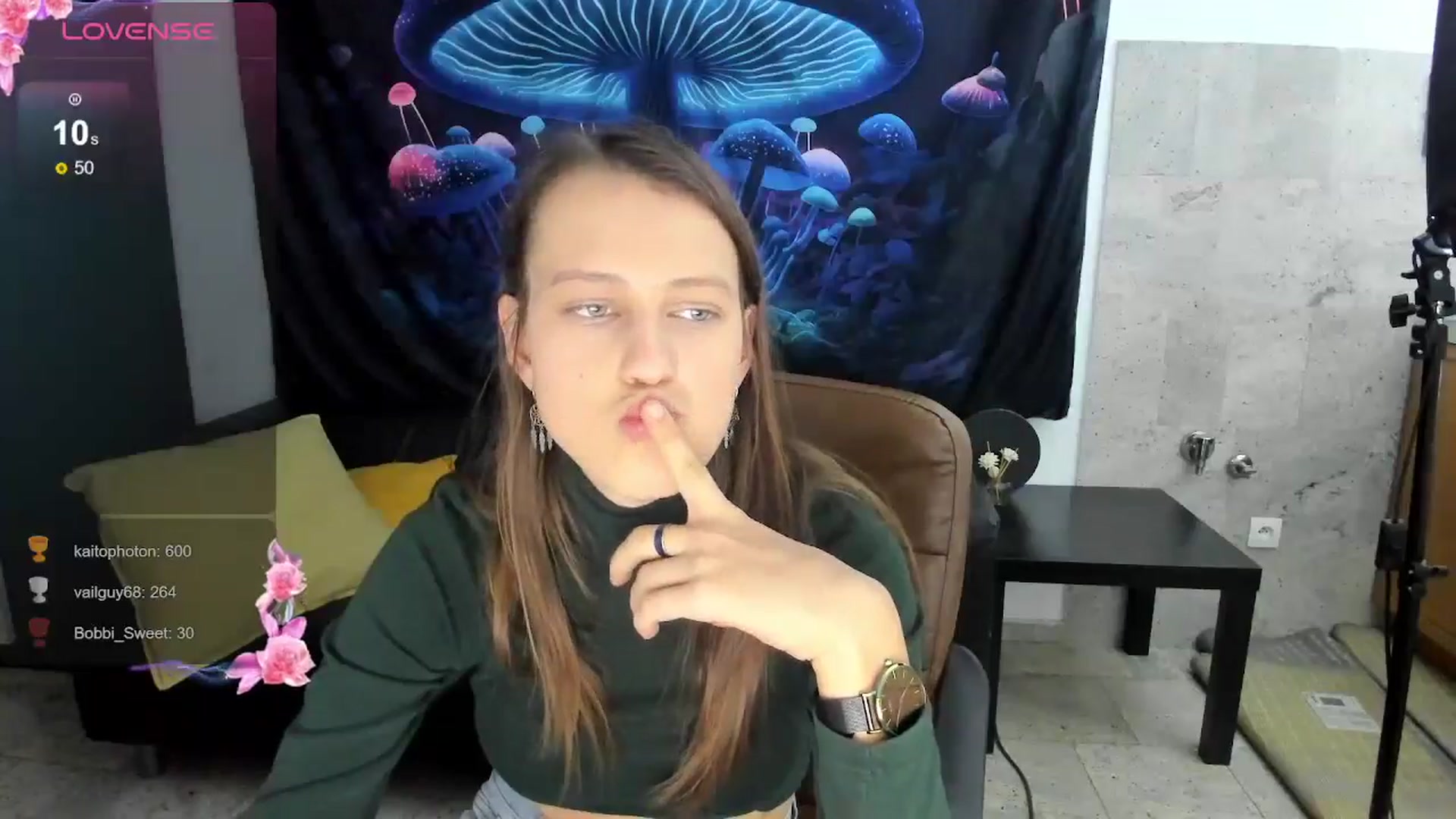 Gallery image thumbnail from Librarium's myfreecams stream on, 11/18/2024, 16:00 image 11 of 20