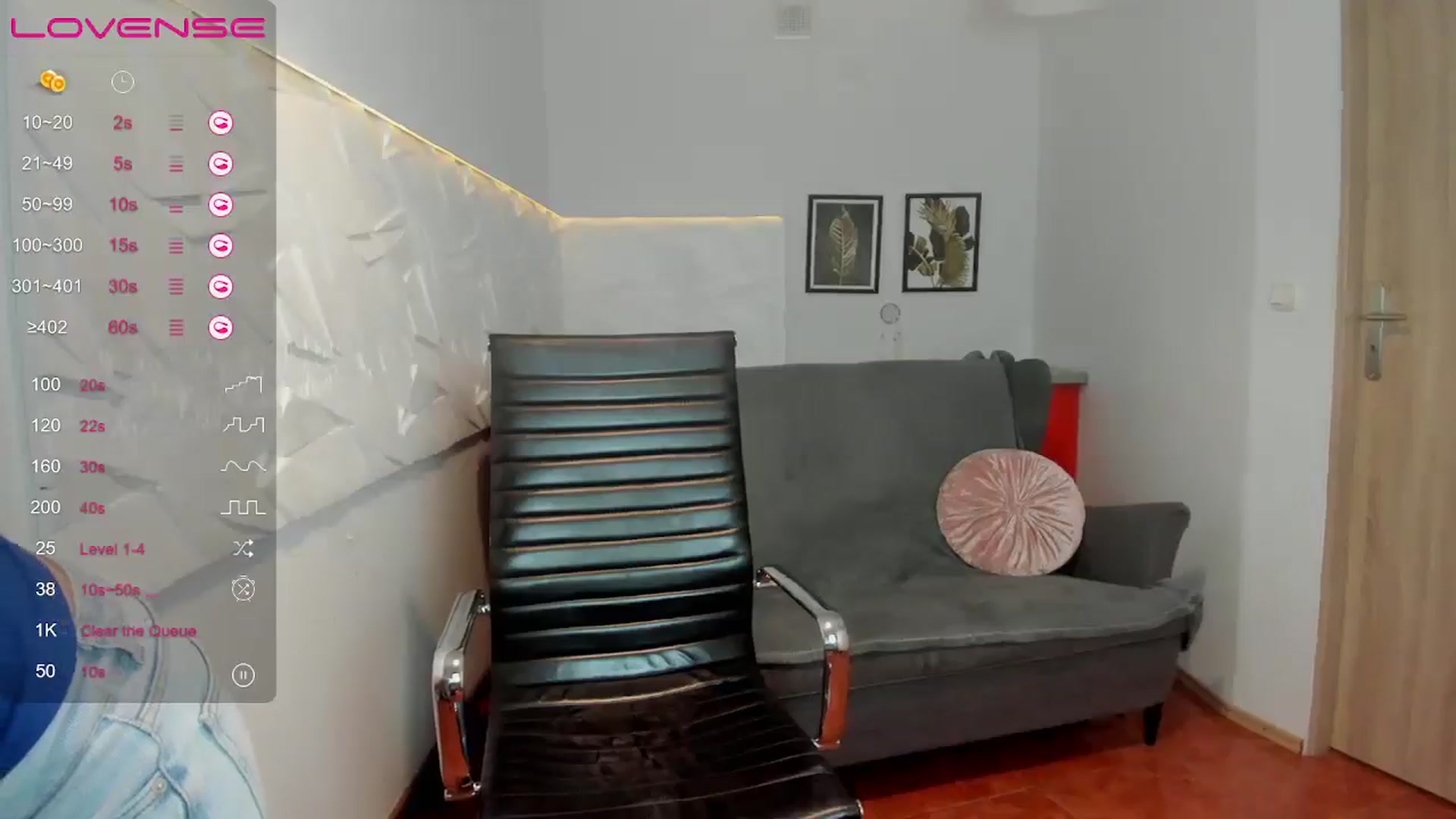 Gallery image thumbnail from Librarium's myfreecams stream on, 05/17/2025, 12:27 image 18 of 20