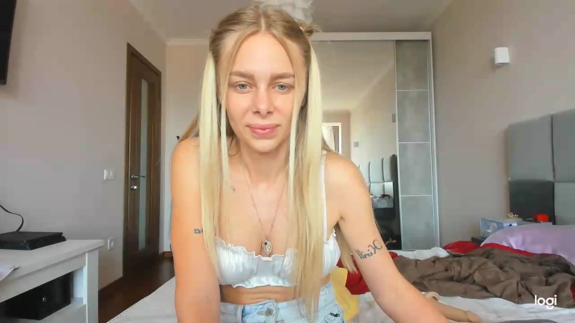 Gallery image thumbnail from Librarys_bb's myfreecams stream on, 06/20/2026, 11:57 image 20 of 20
