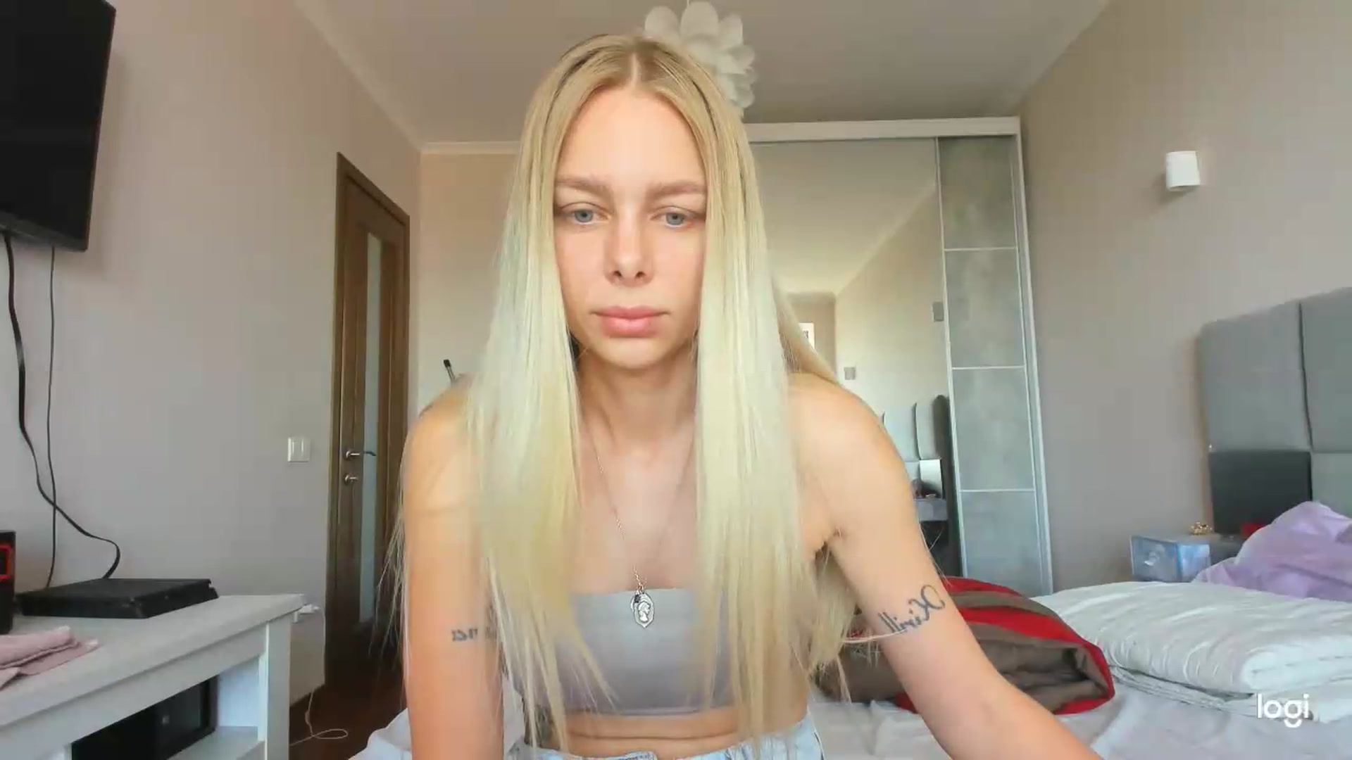 Gallery image thumbnail from Librarys_bb's myfreecams stream on, 06/21/2026, 12:22 image 3 of 20