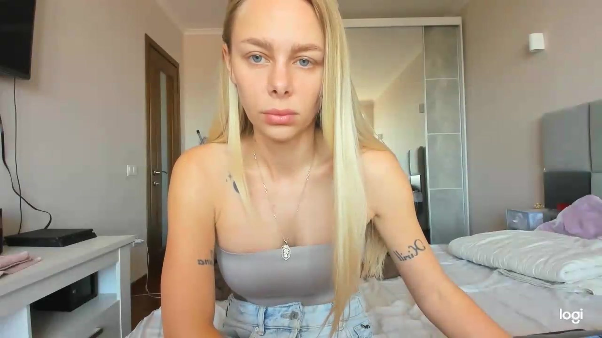 Gallery image thumbnail from Librarys_bb's myfreecams stream on, 06/21/2026, 12:22 image 14 of 20