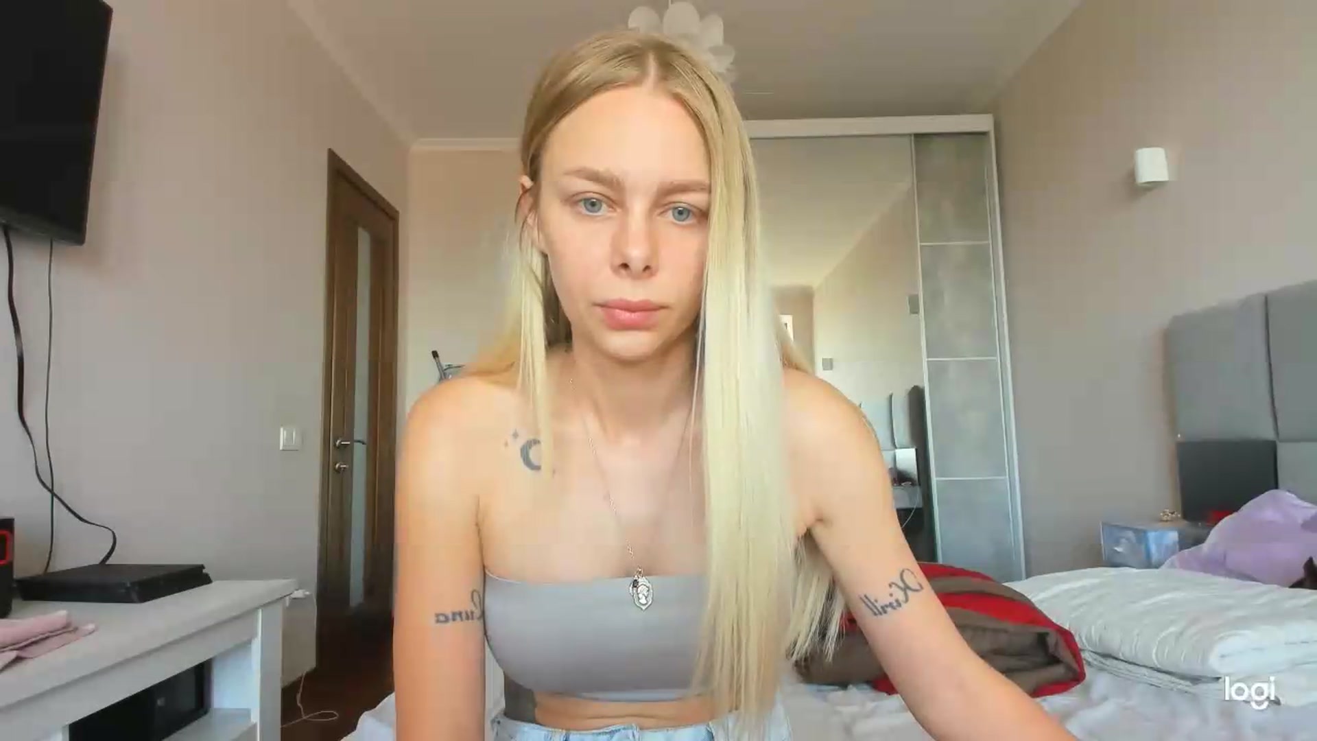 Gallery image thumbnail from Librarys_bb's myfreecams stream on, 06/21/2026, 12:22 image 5 of 20