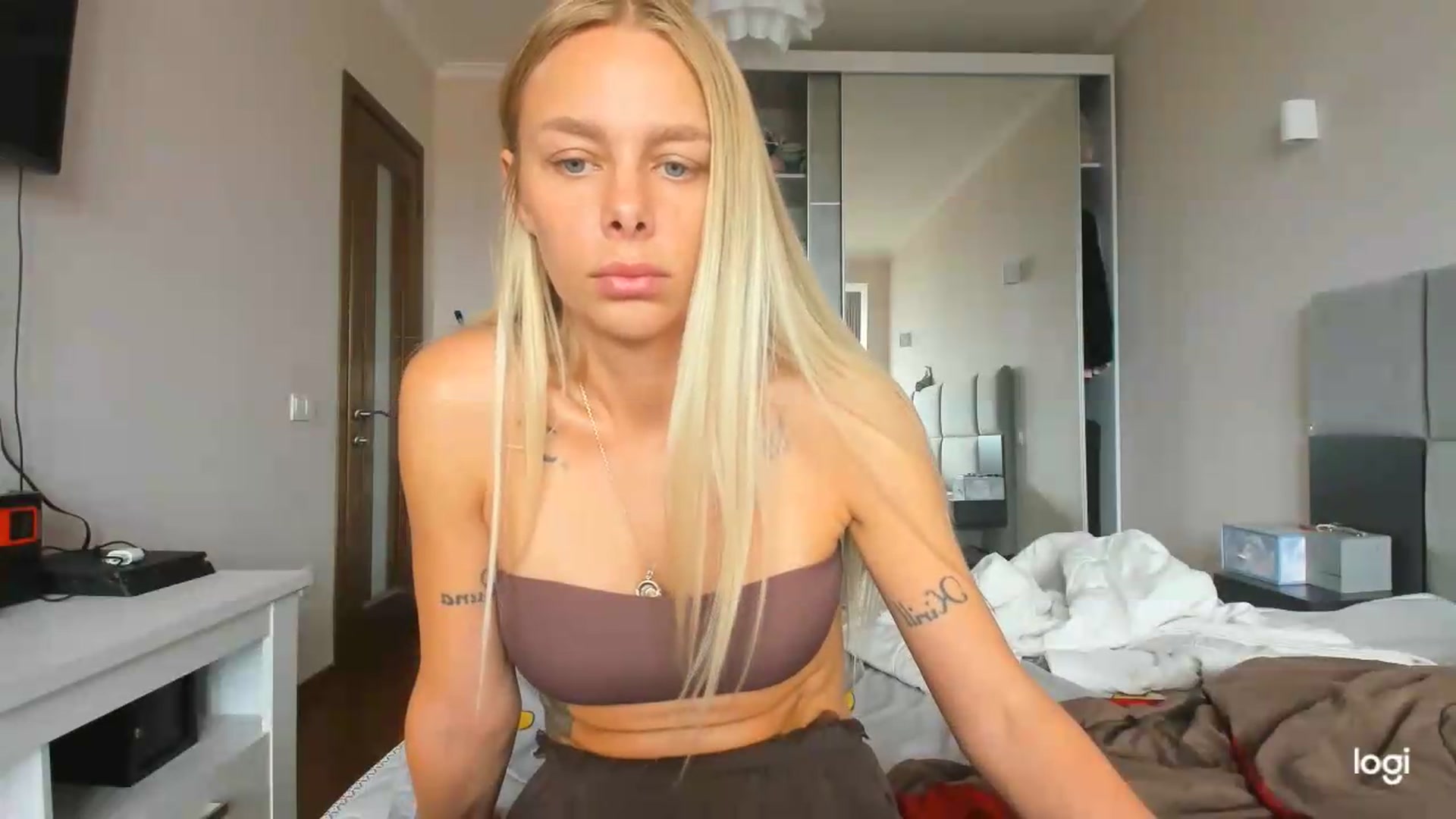 Gallery image thumbnail from Librarys_bb's myfreecams stream on, 07/13/2026, 09:51 image 7 of 20