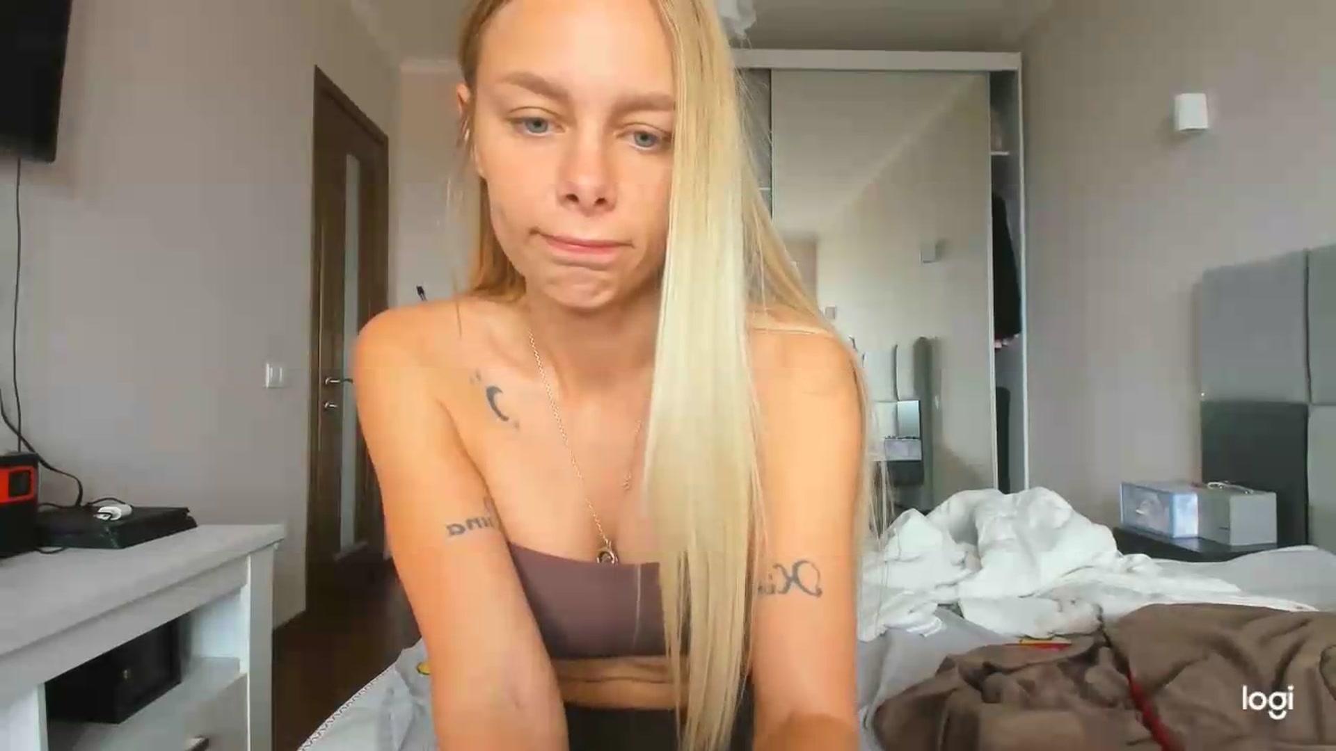 Gallery image thumbnail from Librarys_bb's myfreecams stream on, 07/13/2026, 09:51 image 18 of 20