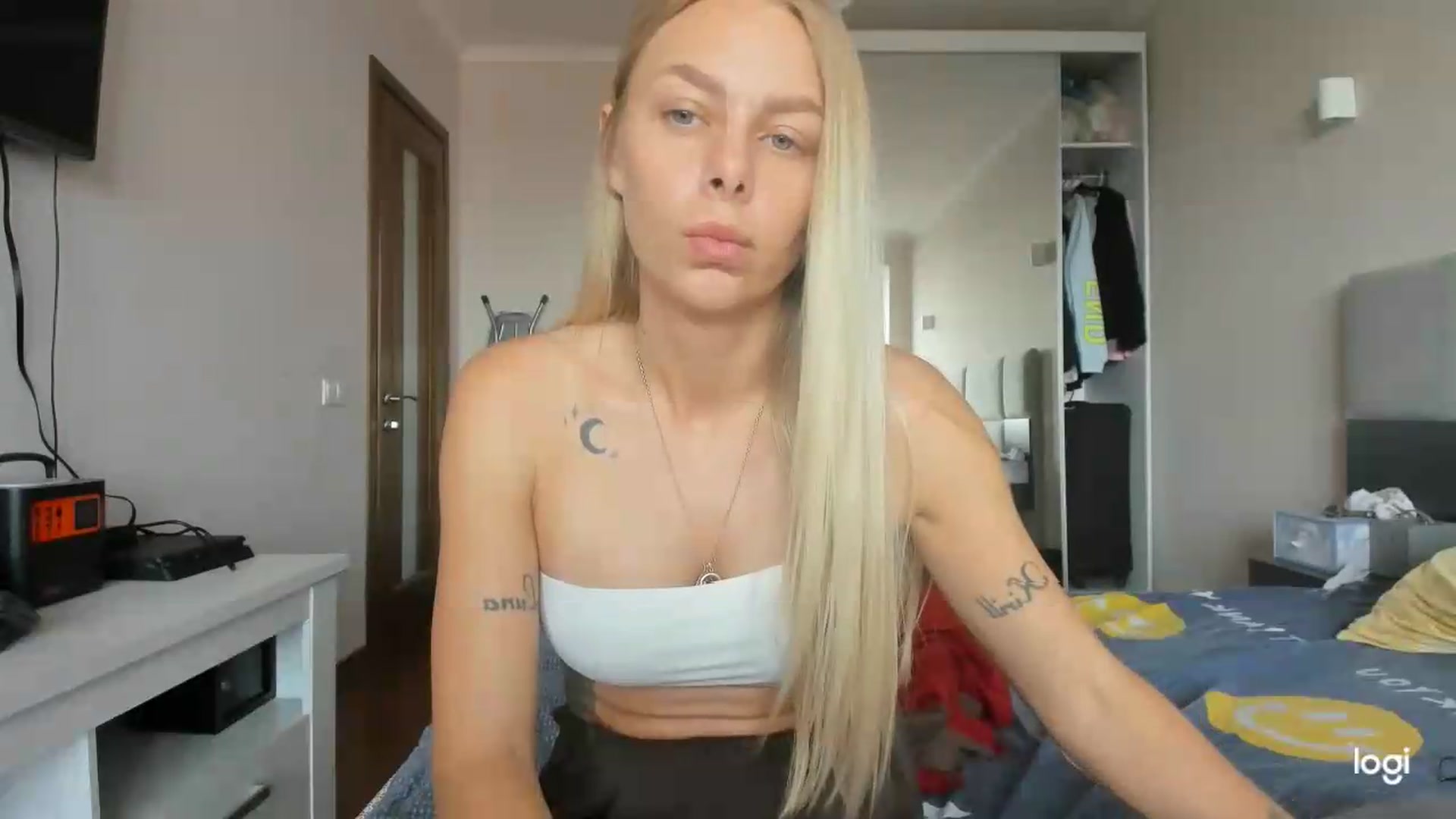 Gallery image thumbnail from Librarys_bb's myfreecams stream on, 07/17/2026, 09:40 image 20 of 20