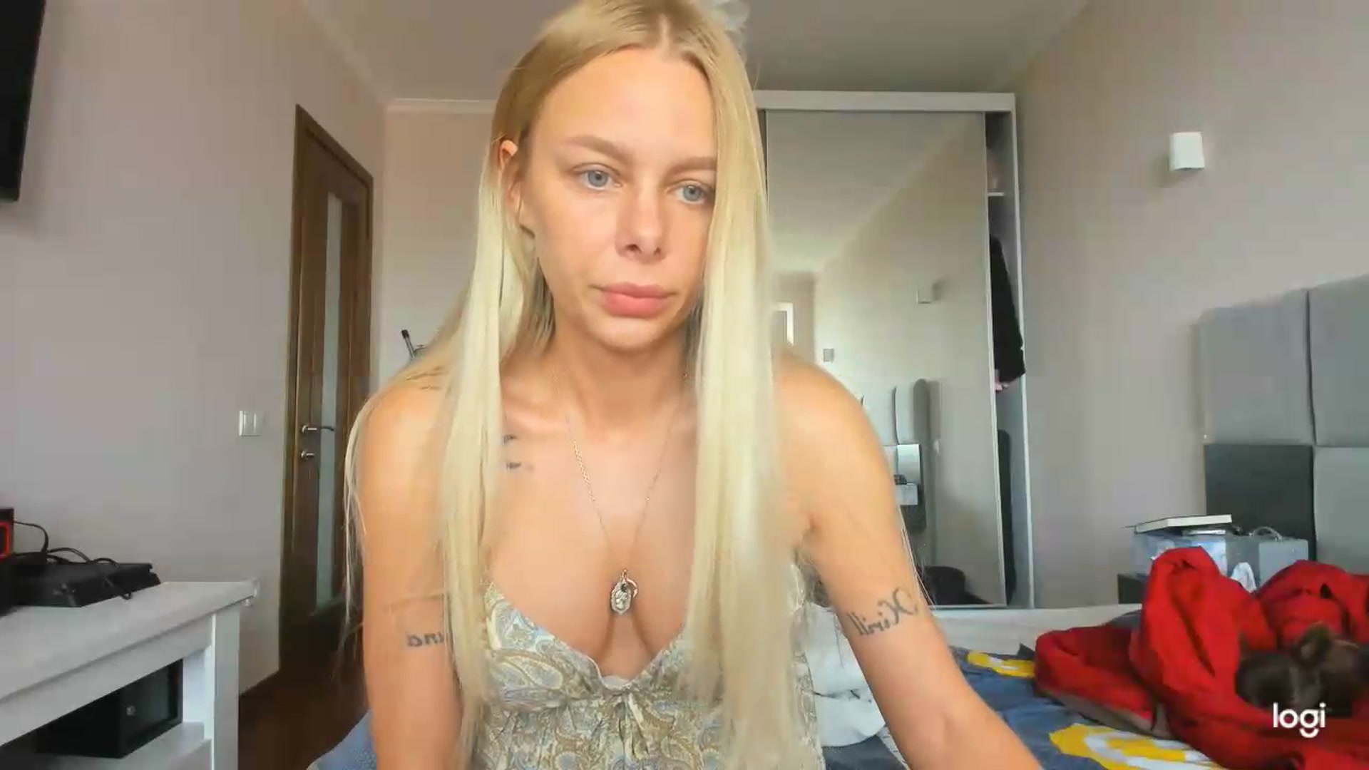 Gallery image thumbnail from Librarys_bb's myfreecams stream on, 07/18/2026, 09:58 image 3 of 20