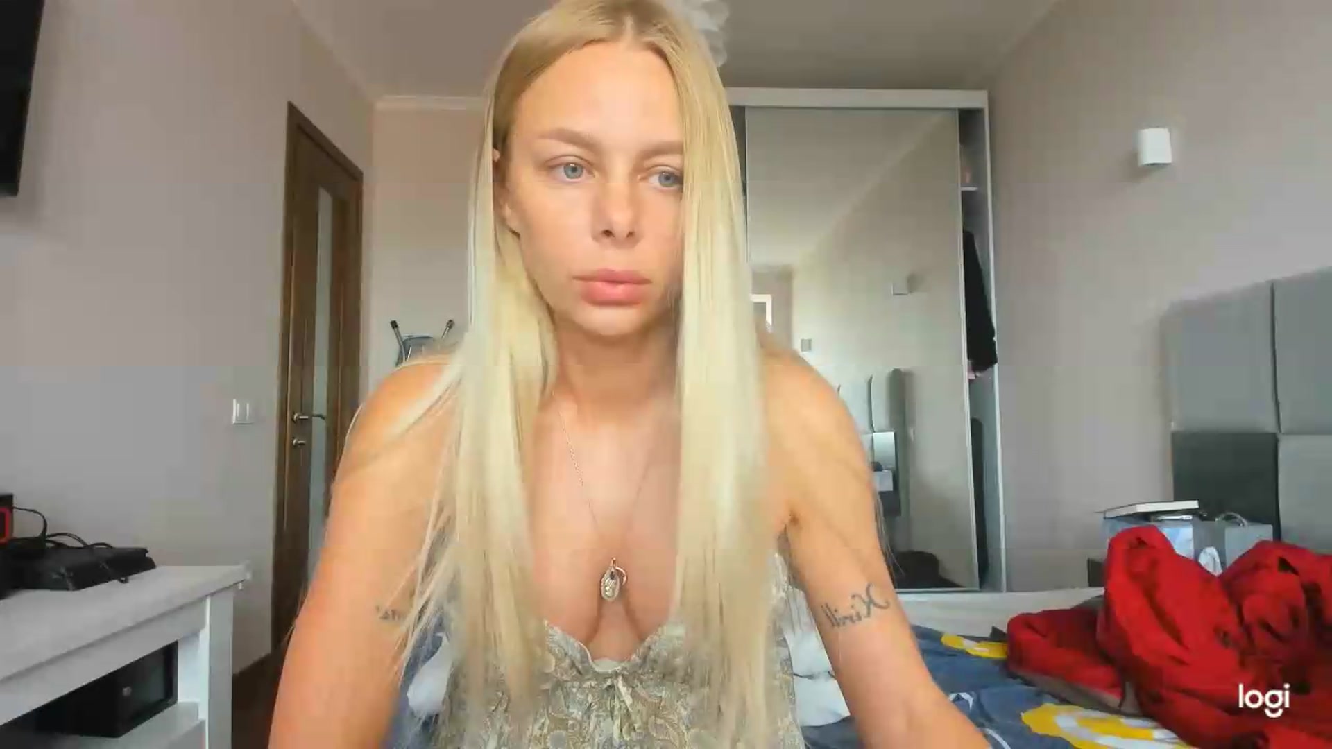 Gallery image thumbnail from Librarys_bb's myfreecams stream on, 07/18/2026, 09:58 image 9 of 20