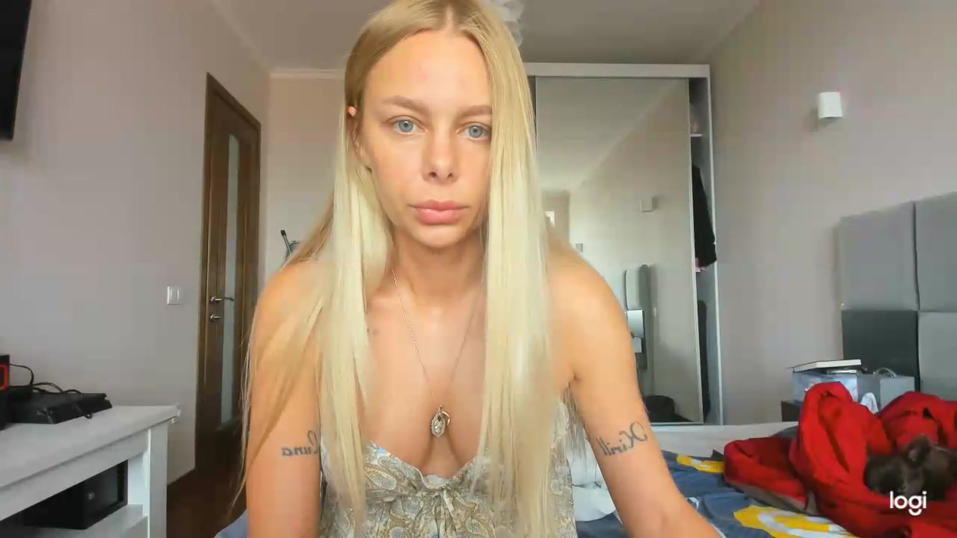 Gallery image thumbnail from Librarys_bb's myfreecams stream on, 07/18/2026, 09:58 image 6 of 20