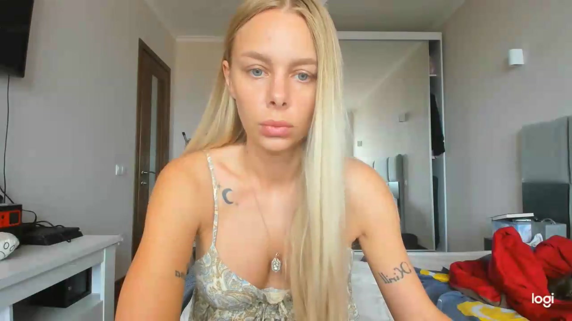 Gallery image thumbnail from Librarys_bb's myfreecams stream on, 07/18/2026, 11:41 image 19 of 20
