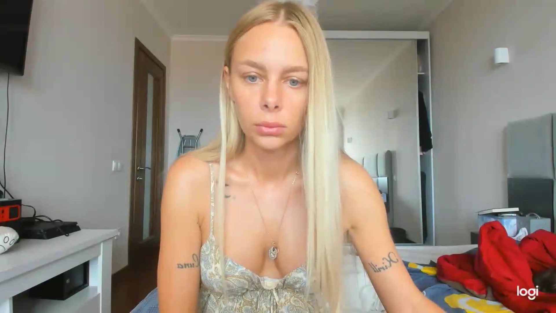 Gallery image thumbnail from Librarys_bb's myfreecams stream on, 07/18/2026, 11:41 image 16 of 20