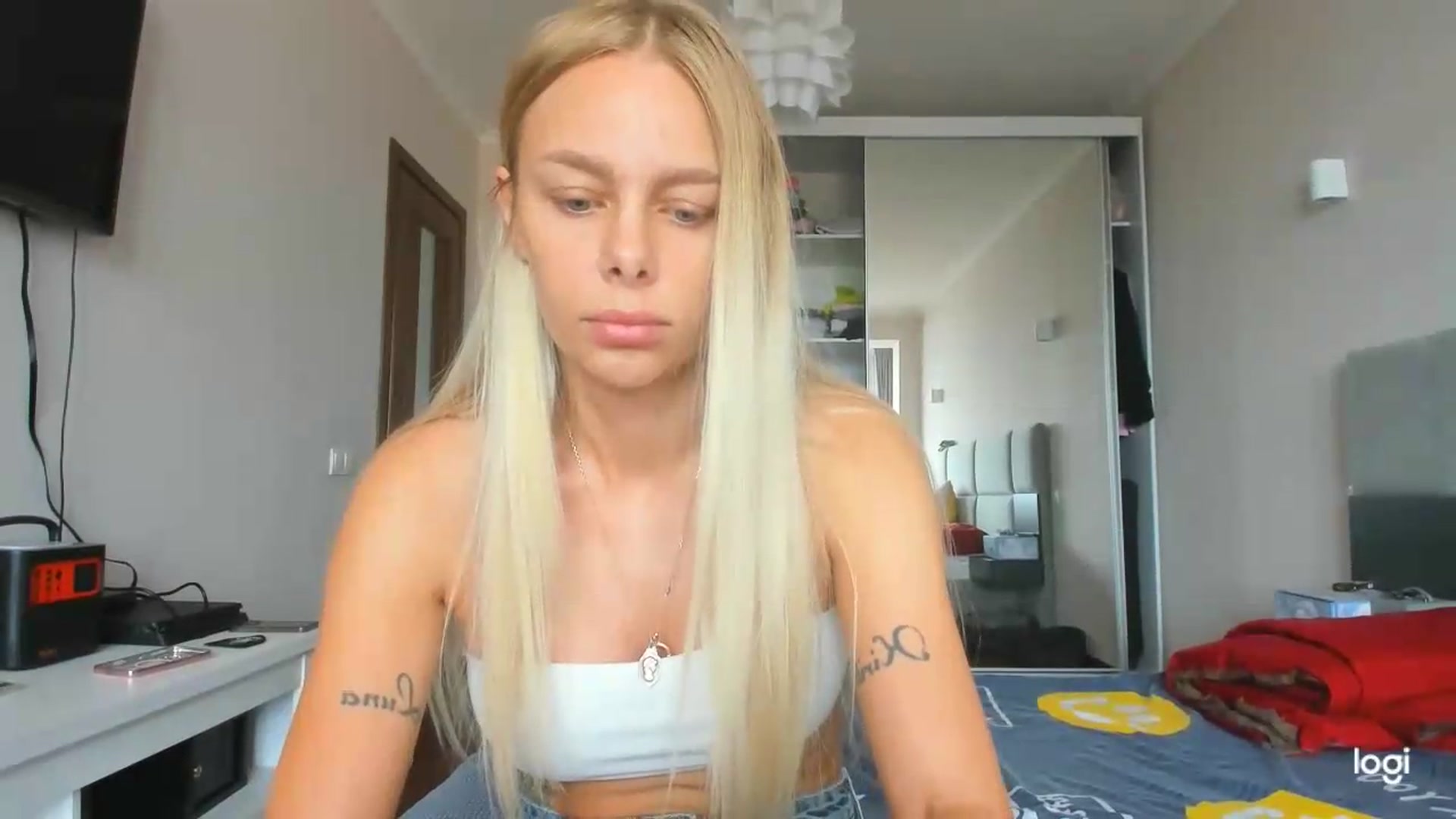 Gallery image thumbnail from Librarys_bb's myfreecams stream on, 07/20/2026, 11:30 image 2 of 20