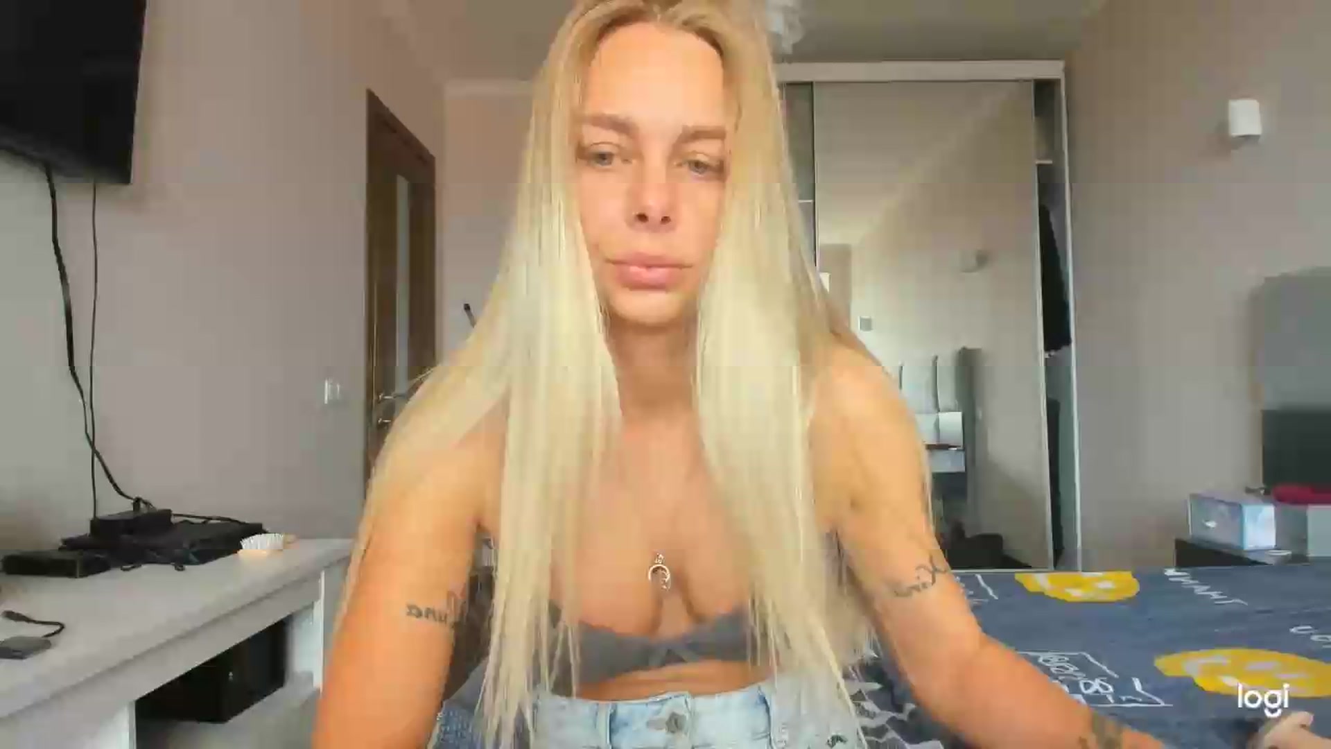 Gallery image thumbnail from Librarys_bb's myfreecams stream on, 07/27/2026, 10:55 image 5 of 20