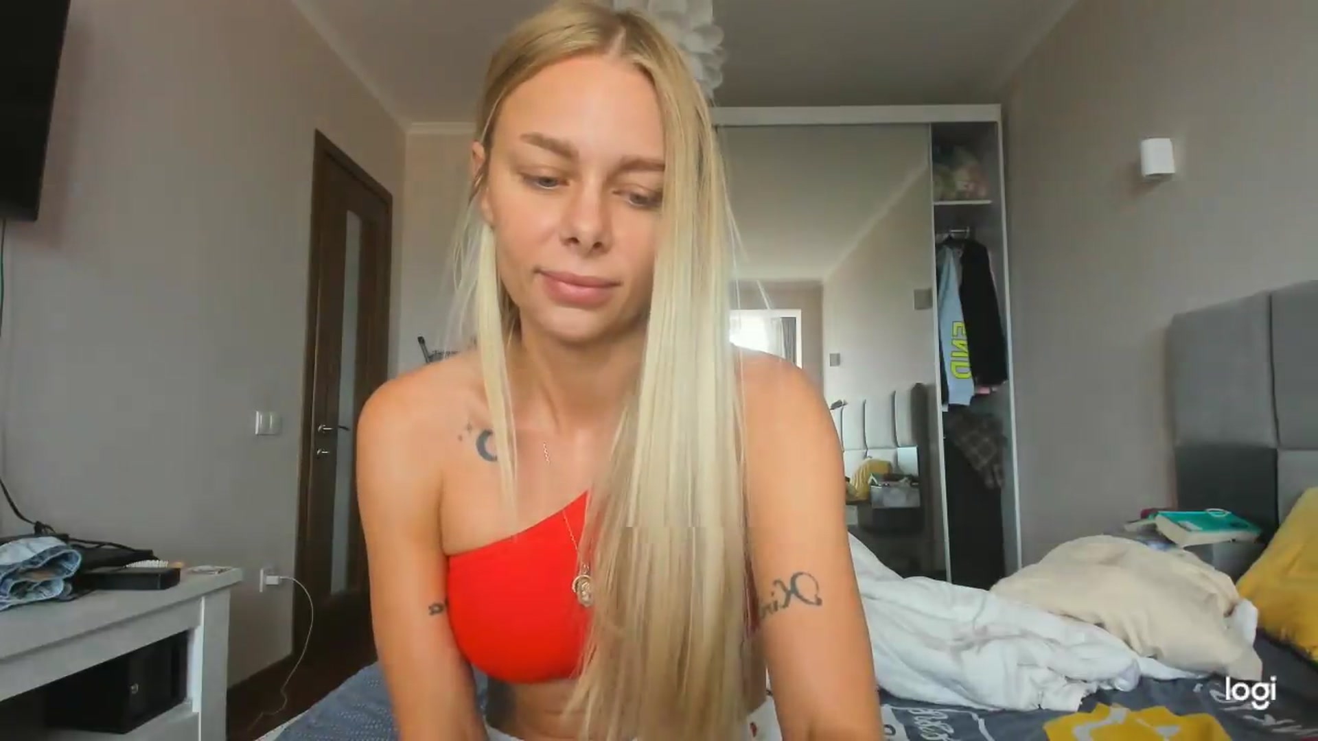 Gallery image thumbnail from Librarys_bb's myfreecams stream on, 07/28/2026, 11:24 image 5 of 20