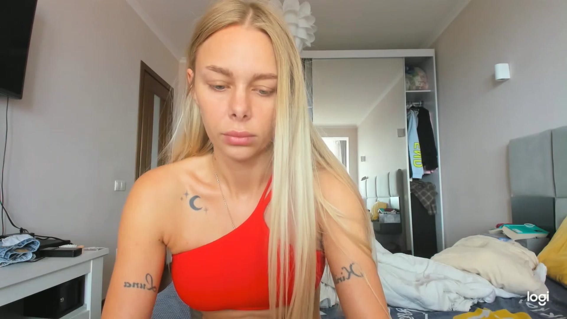 Gallery image thumbnail from Librarys_bb's myfreecams stream on, 07/28/2026, 11:24 image 8 of 20