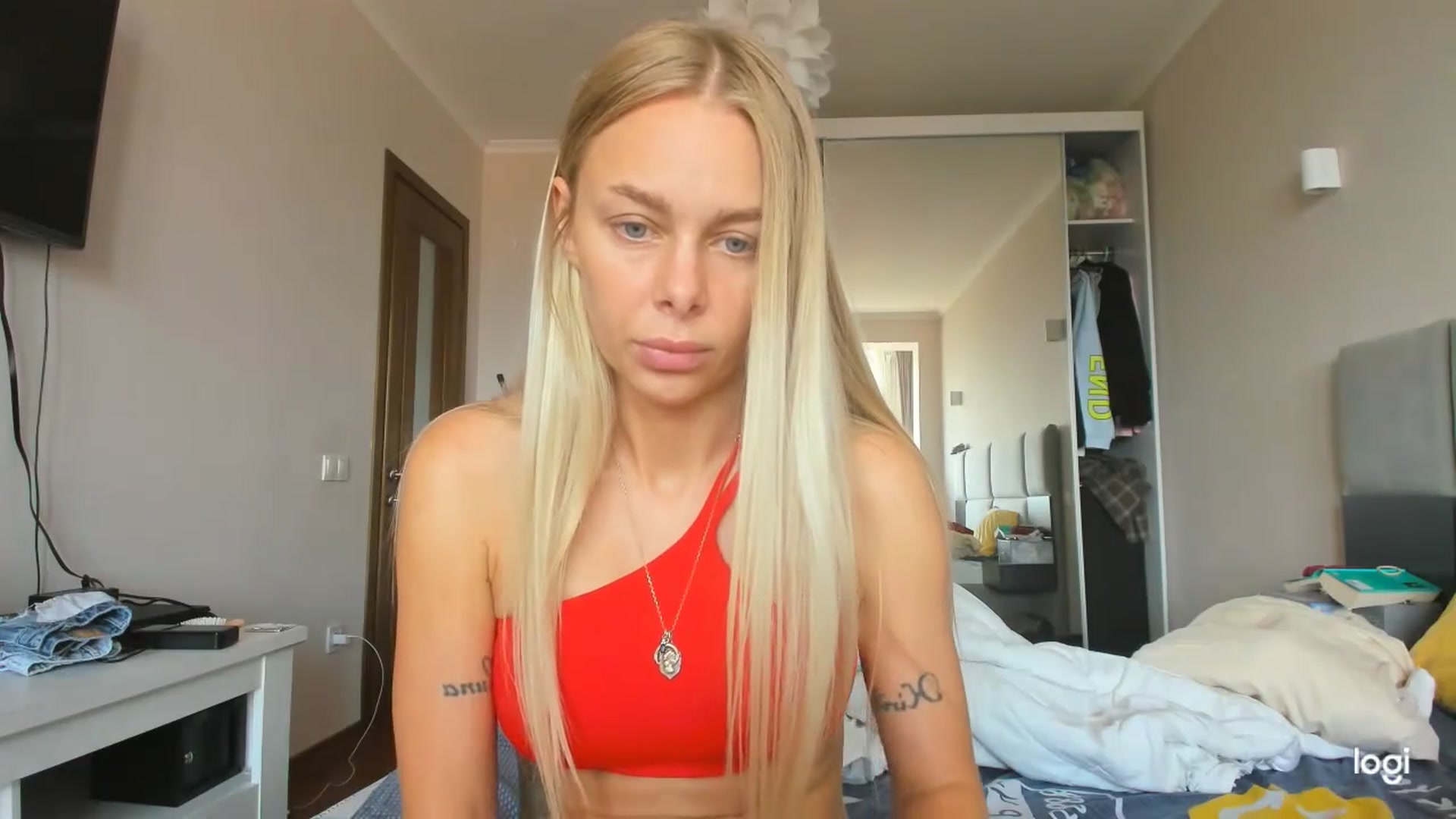 Gallery image thumbnail from Librarys_bb's myfreecams stream on, 07/28/2026, 11:24 image 13 of 20