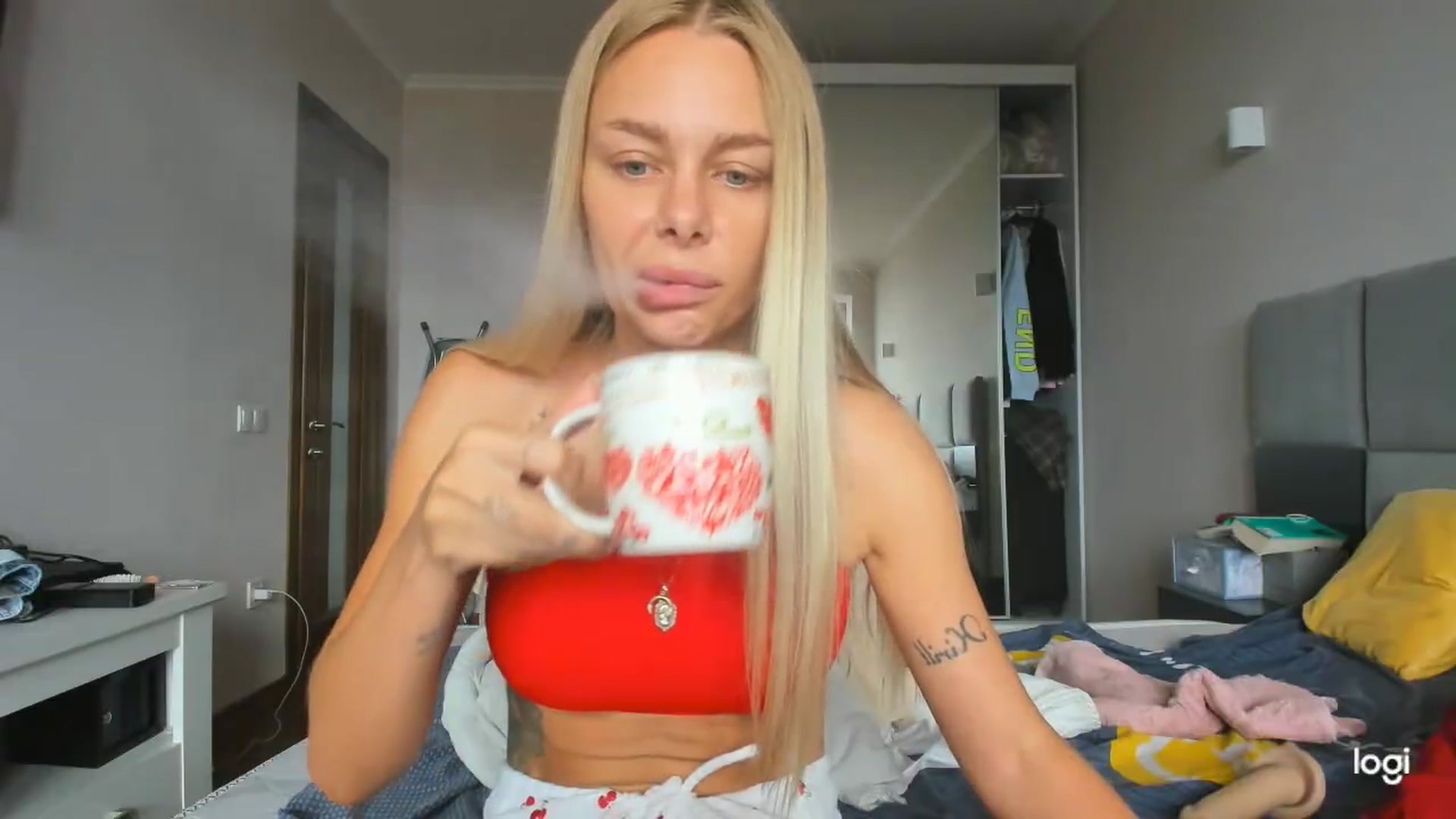 Gallery image thumbnail from Librarys_bb's myfreecams stream on, 07/28/2026, 11:24 image 20 of 20