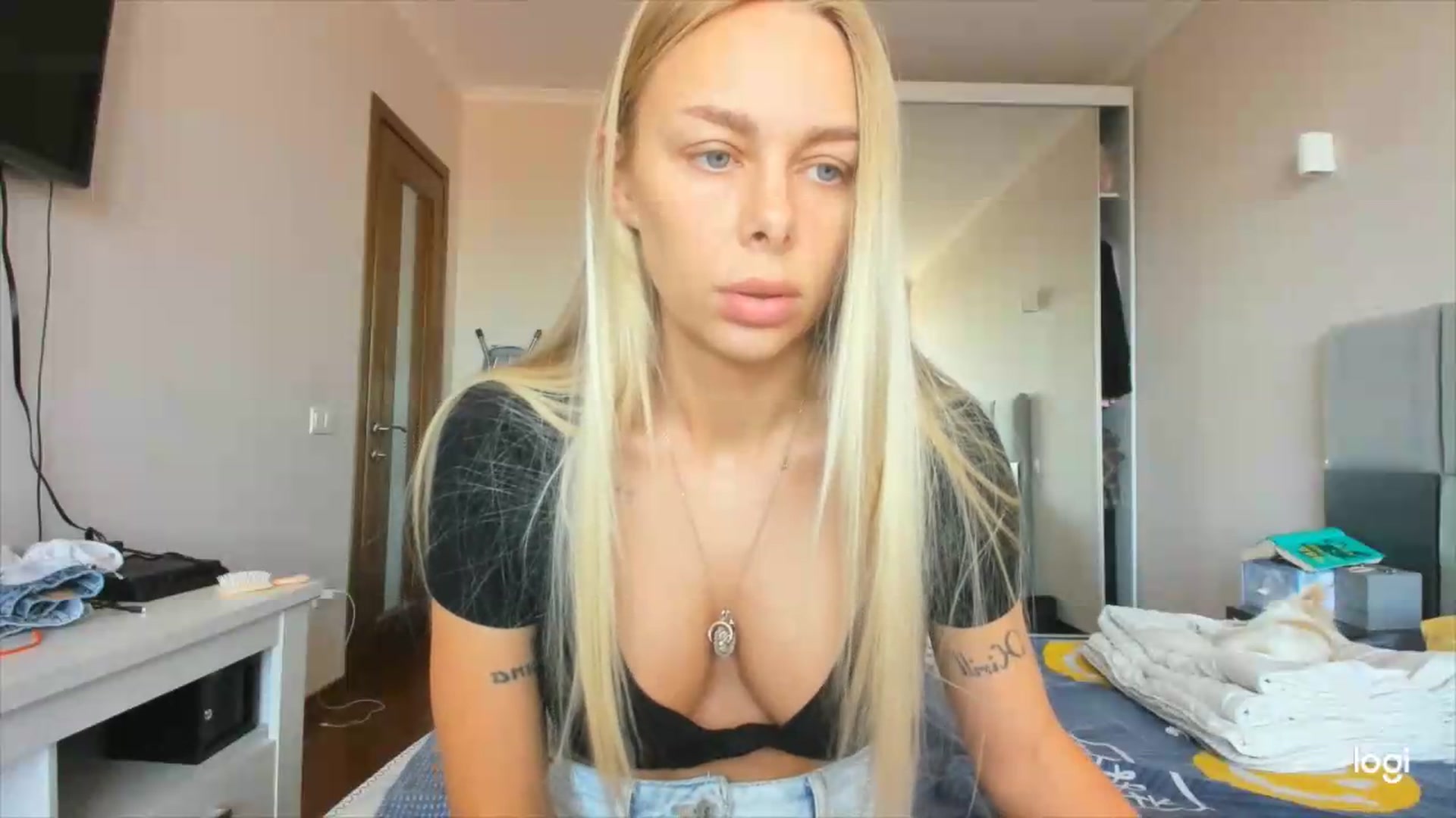 Gallery image thumbnail from Librarys_bb's myfreecams stream on, 07/29/2026, 10:08 image 19 of 20